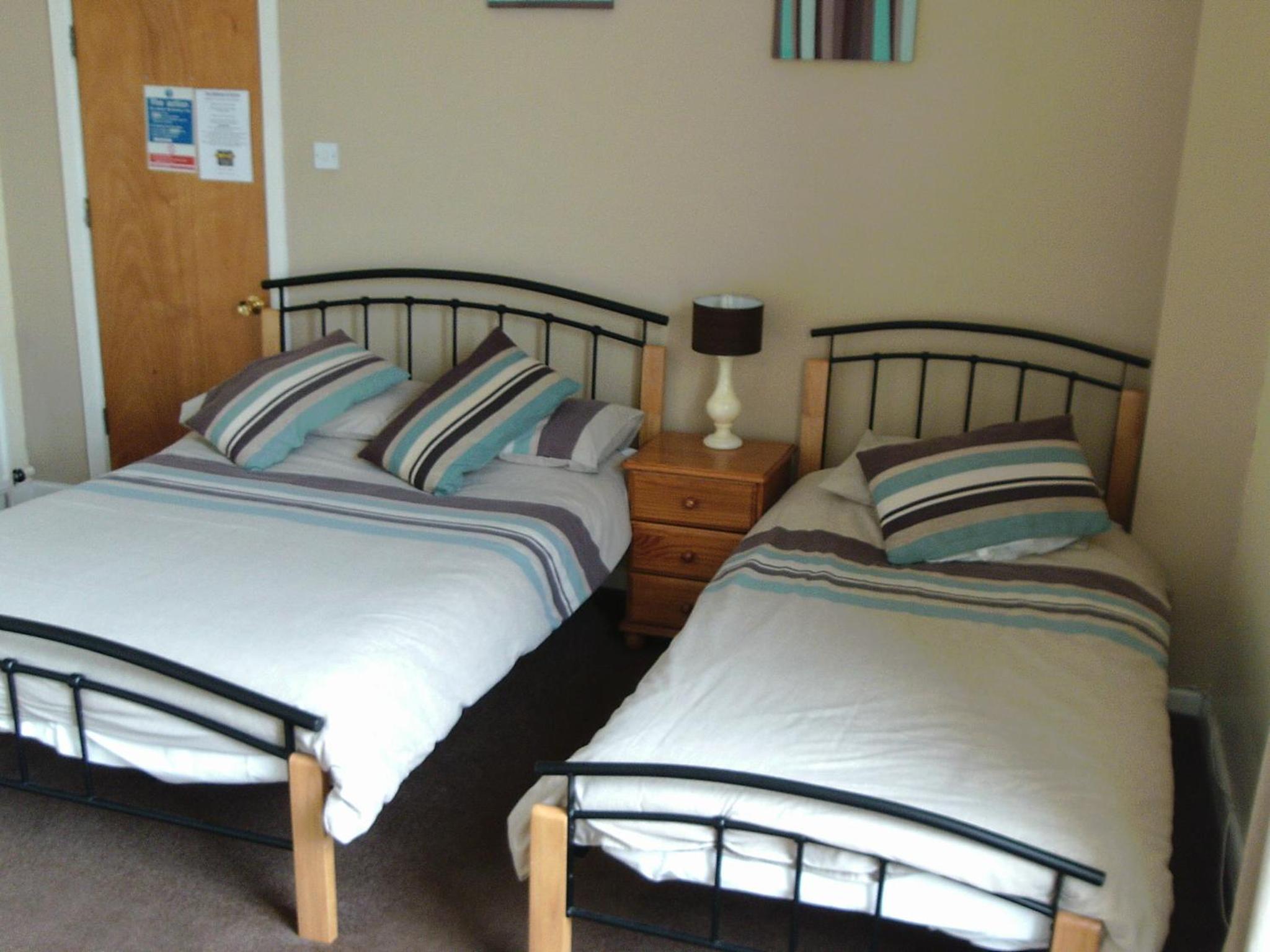 Double or Twin Room with Rear View - T4