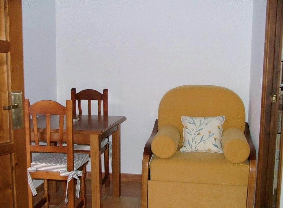 Studio (2 Adults) - Photo 4
