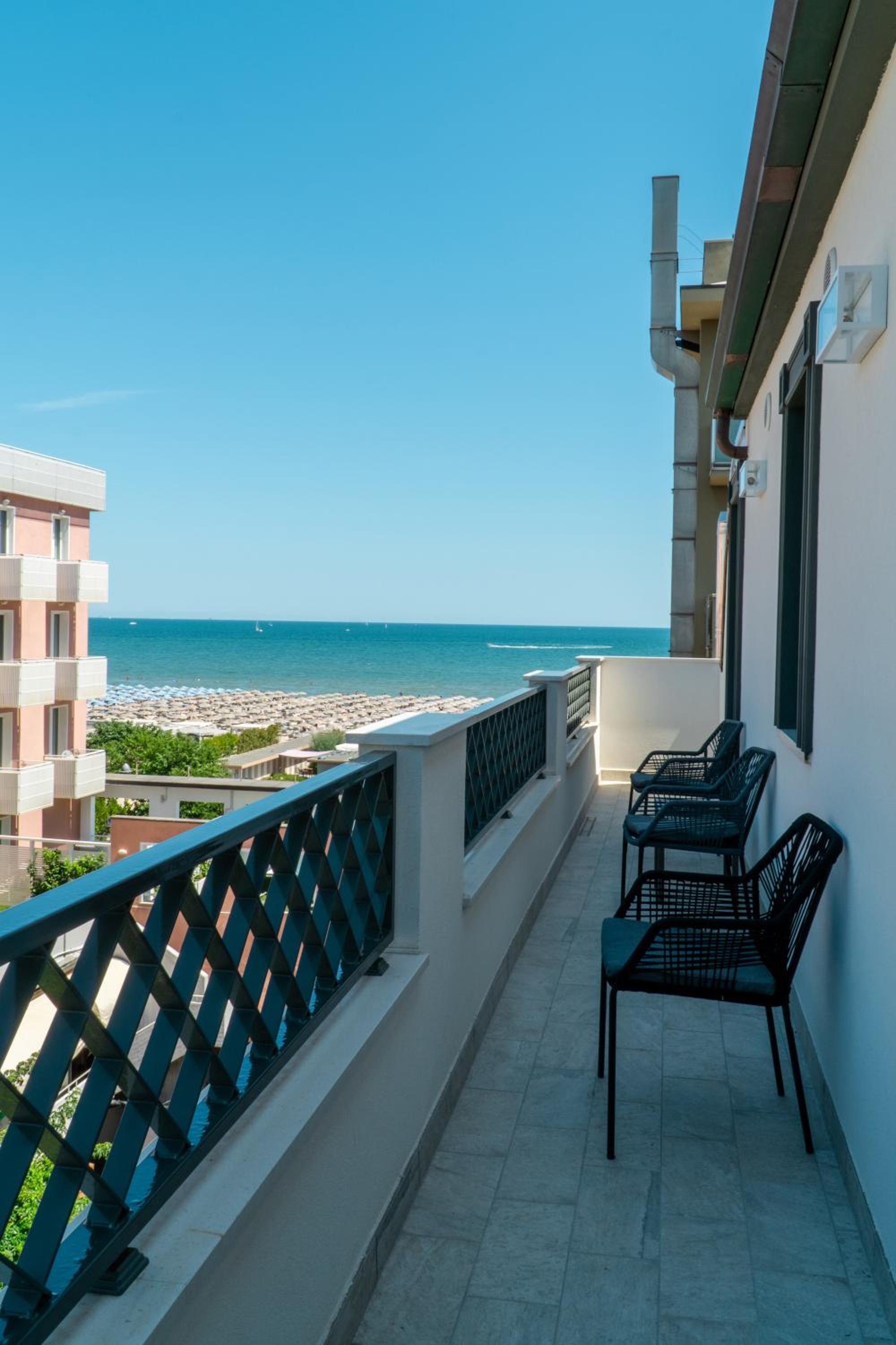 Junior Suite with Sea View photo 2
