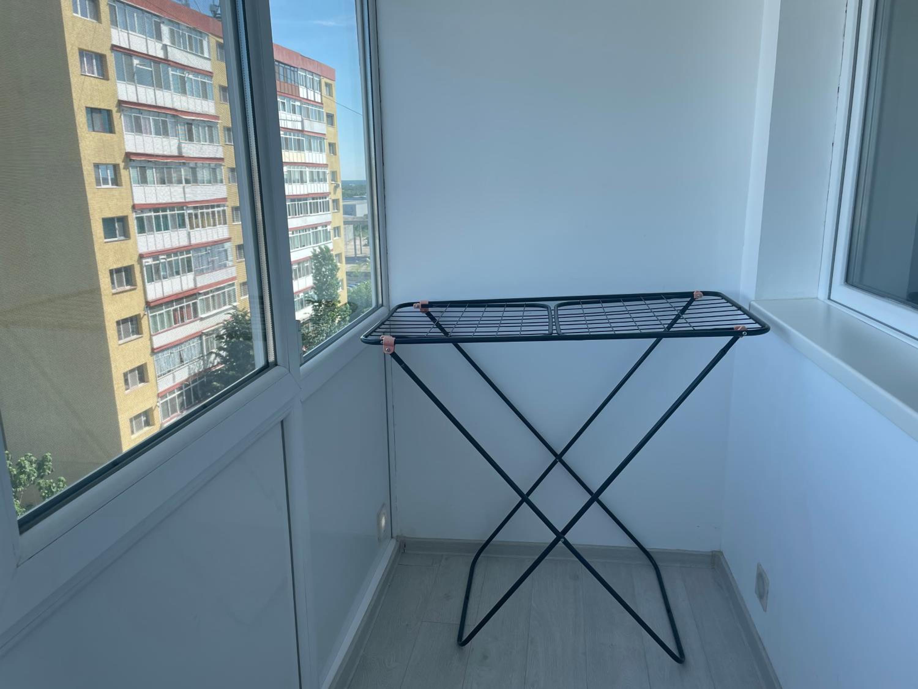 One-Bedroom Apartment - Photo 8