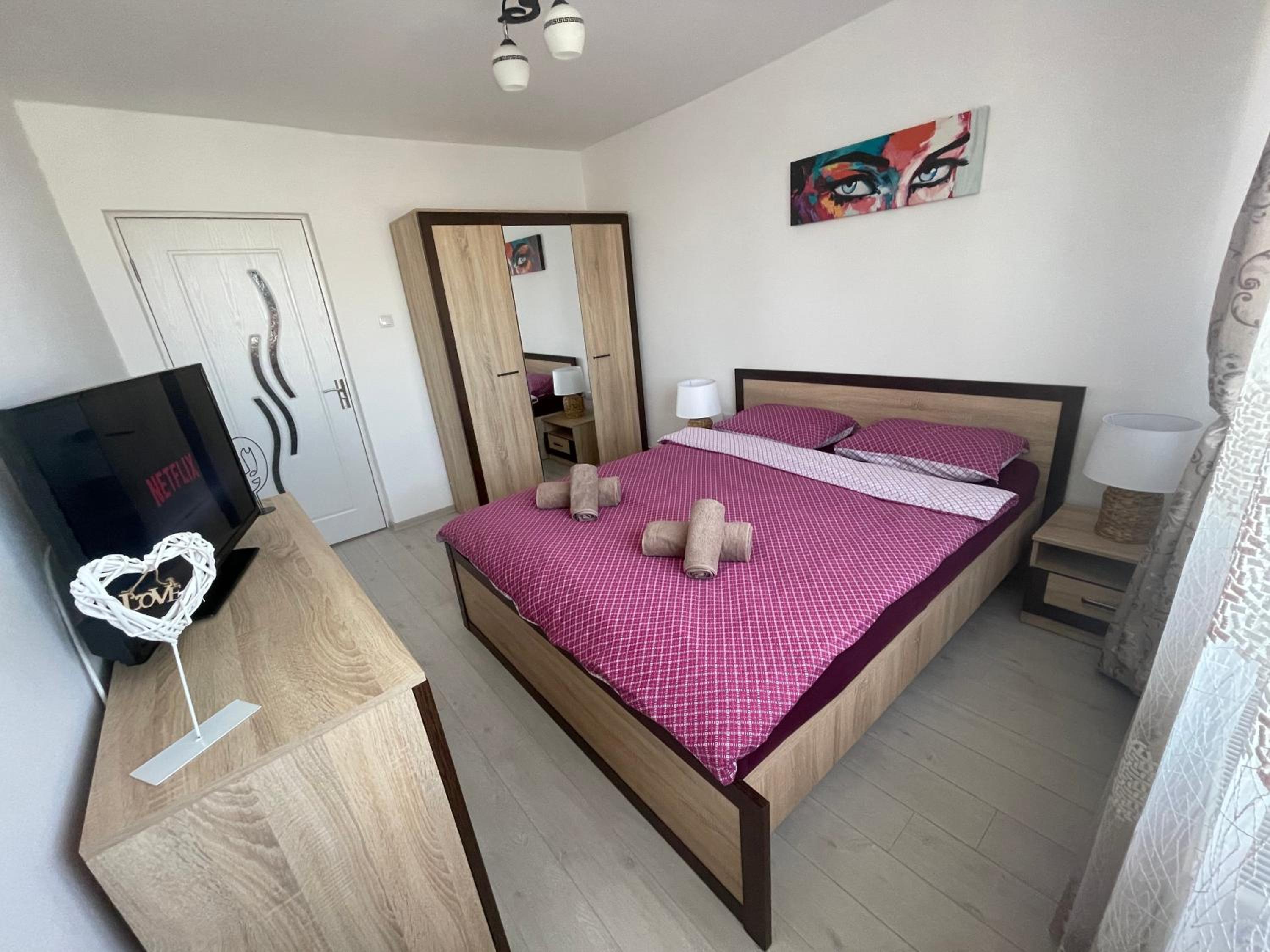 One-Bedroom Apartment - Photo 19