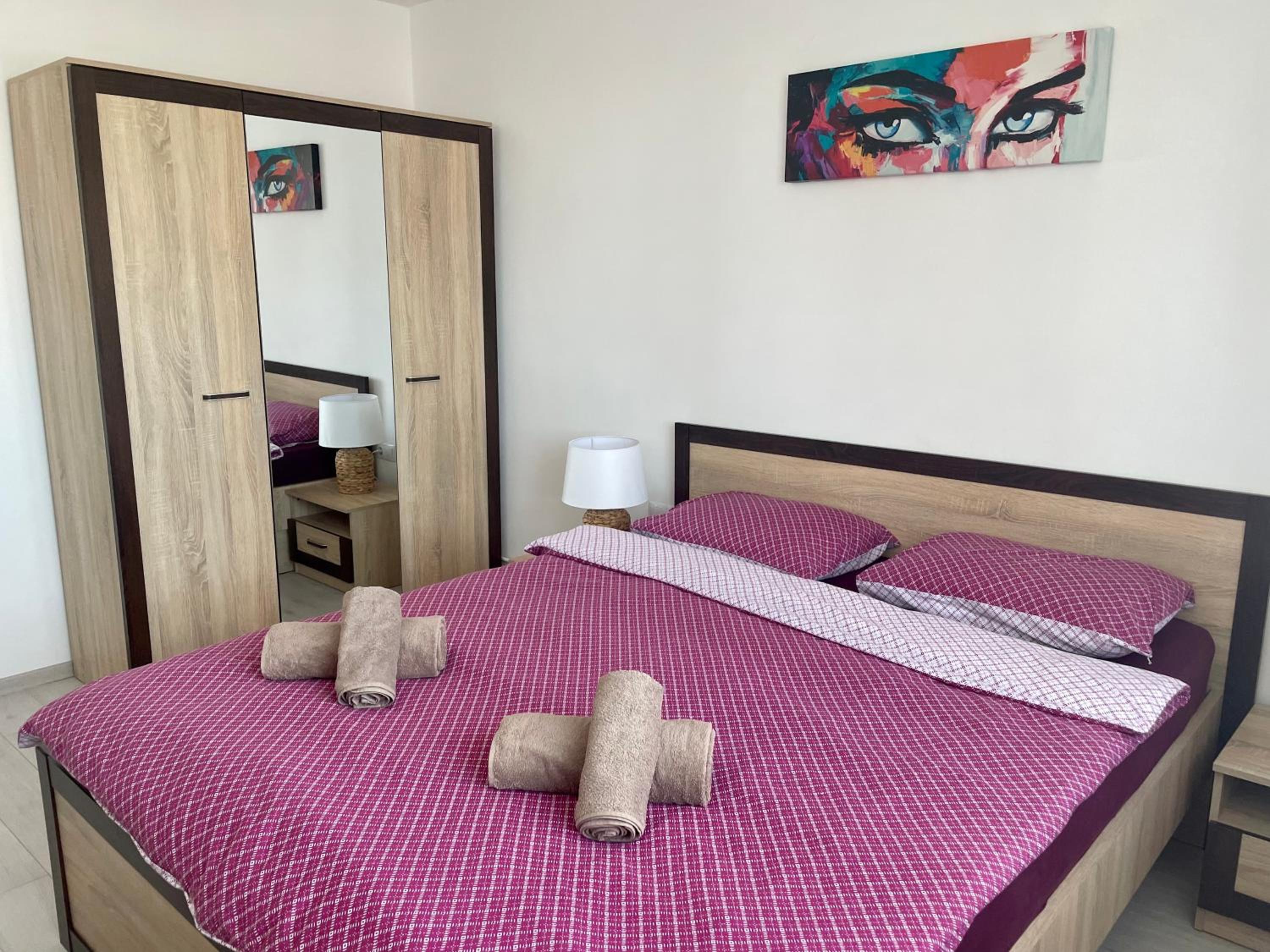 One-Bedroom Apartment - Photo 11