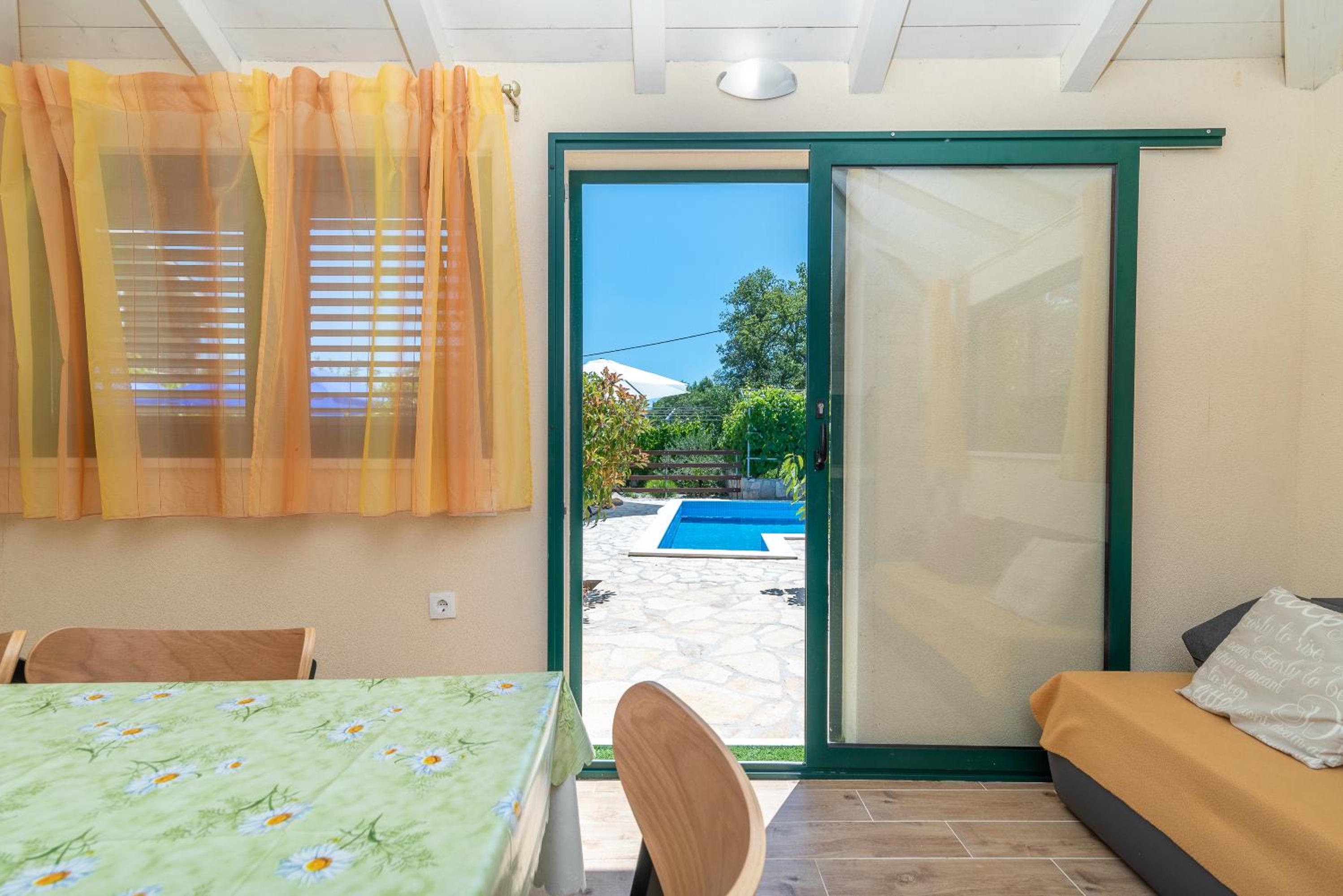 Villa photo 2