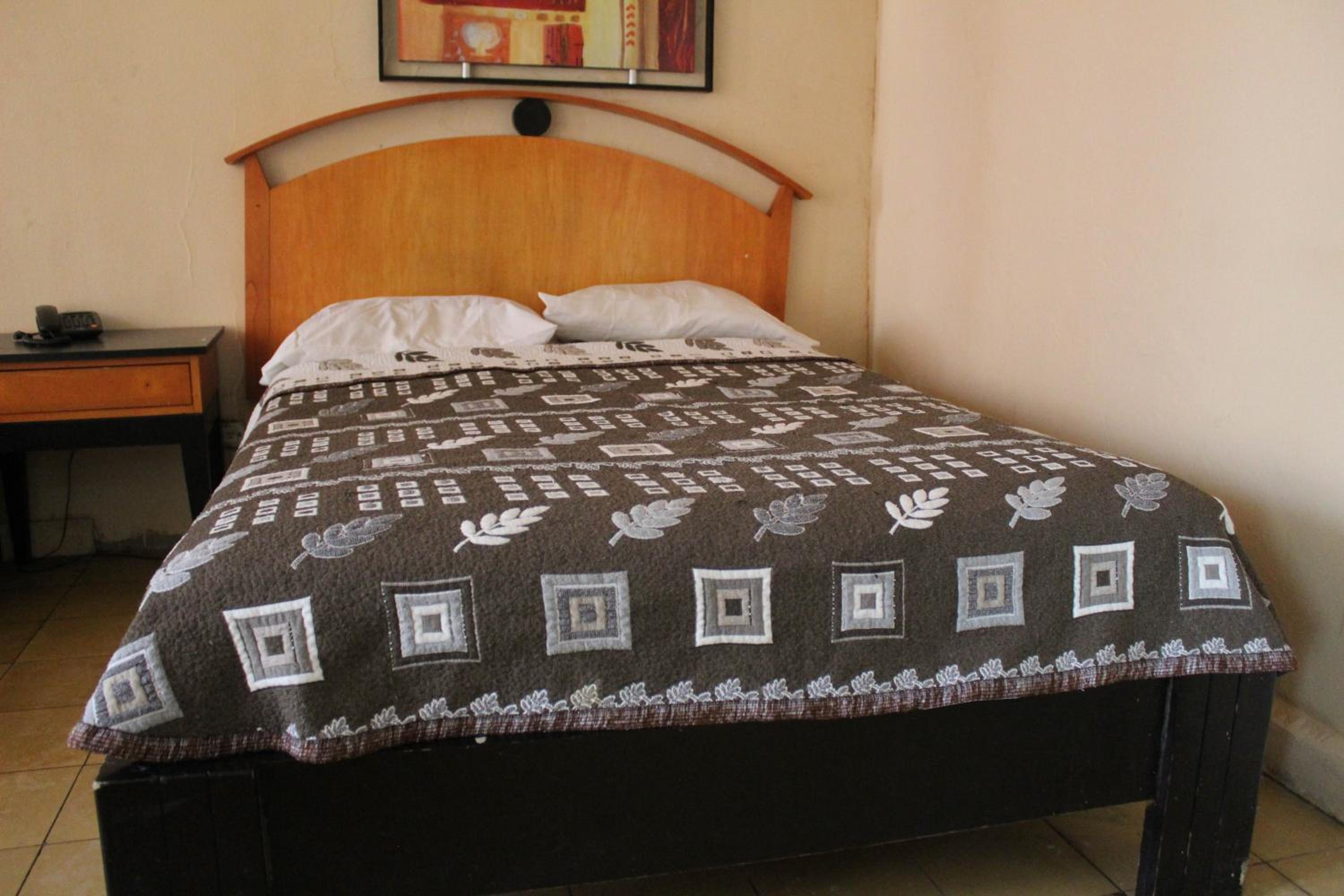Double Room - Photo 2
