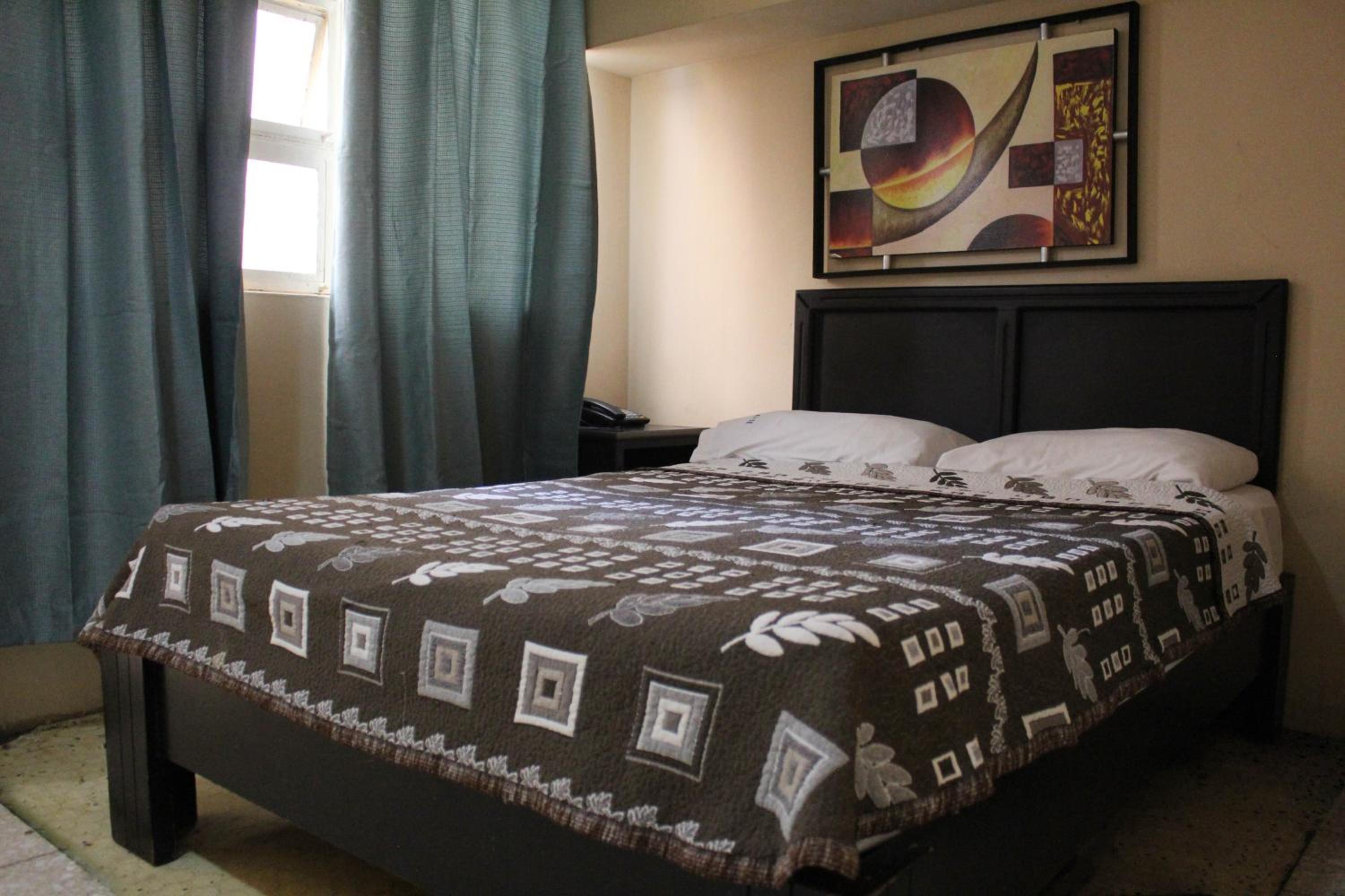 Double Room - Photo 11