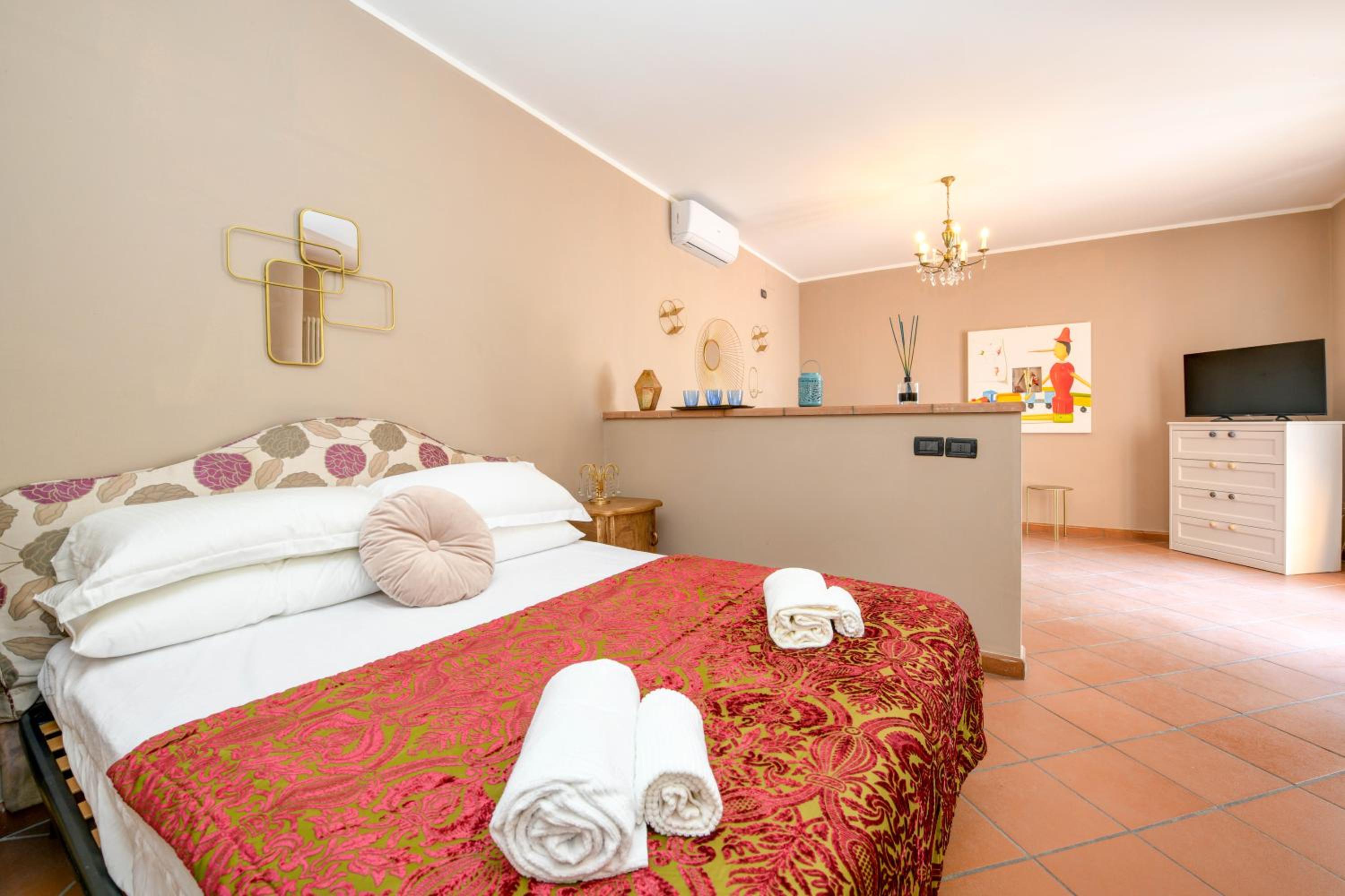 Double Room with Patio photo 1