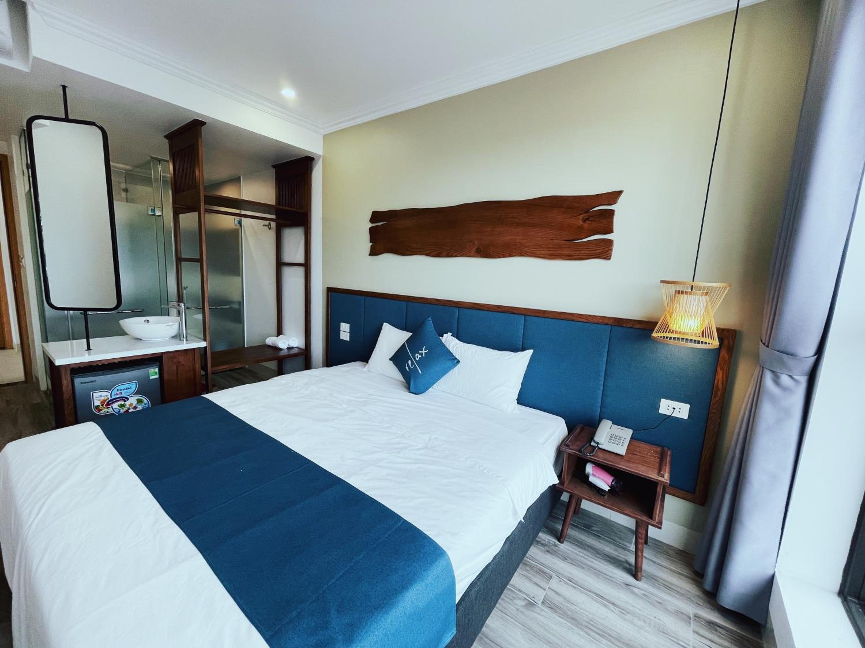 Superior King Room
