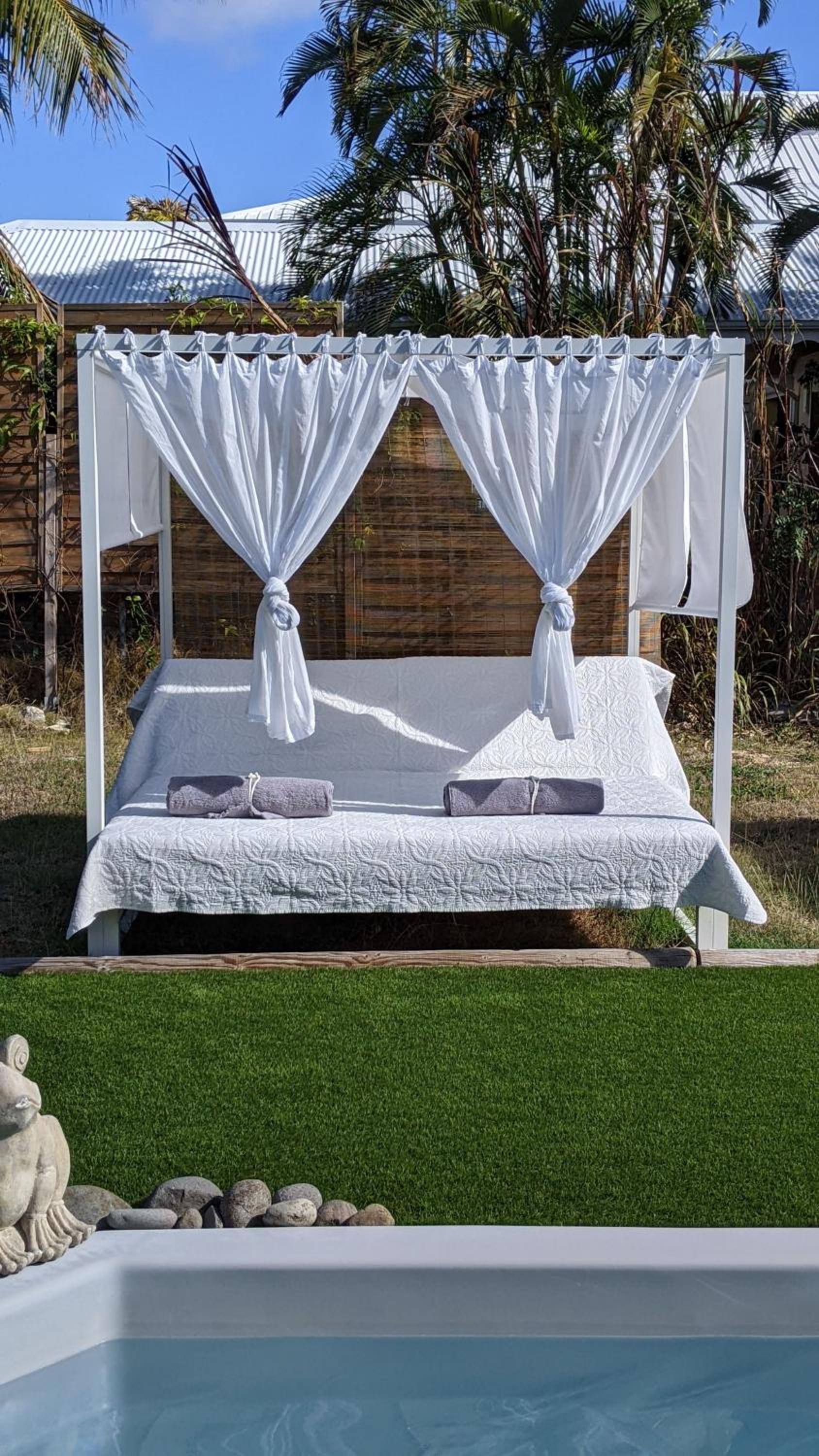 Double Room with Private External Bathroom - Photo 29