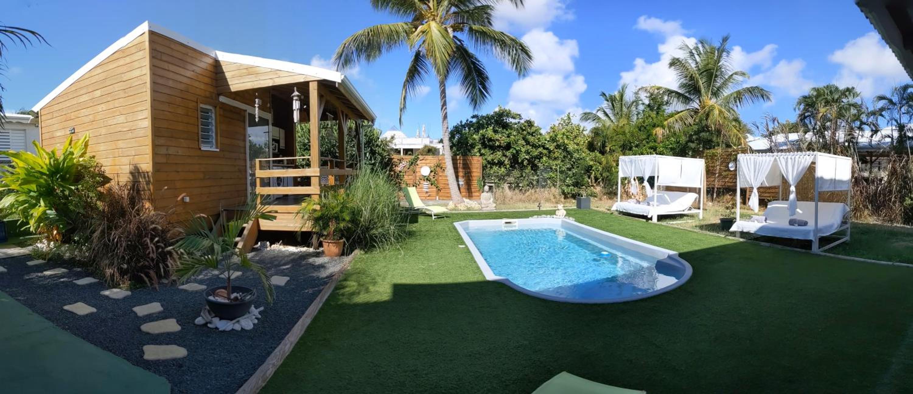 Double Room with Private External Bathroom - Photo 23