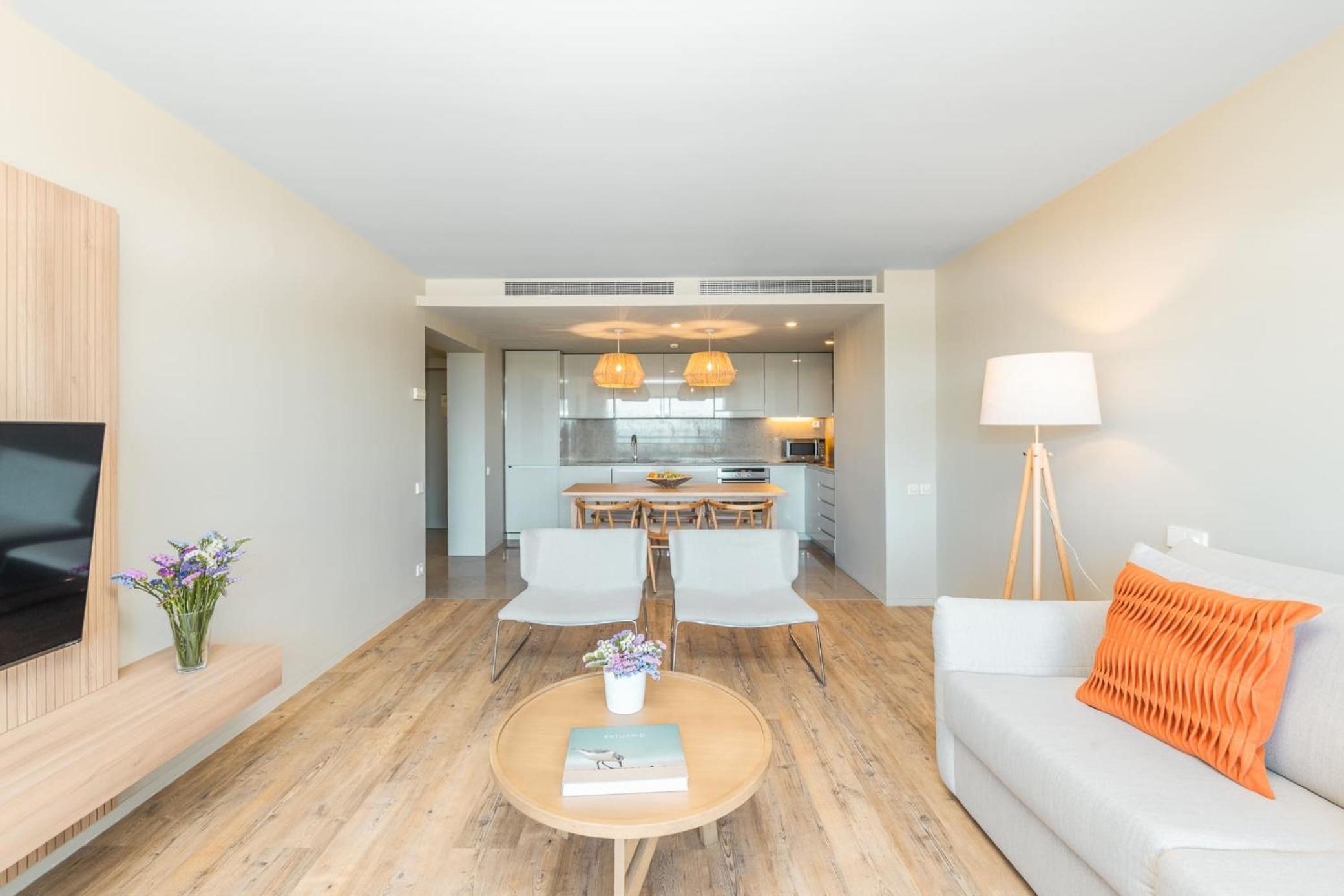 Premium Two-Bedroom Suite with Sea View - Photo 1