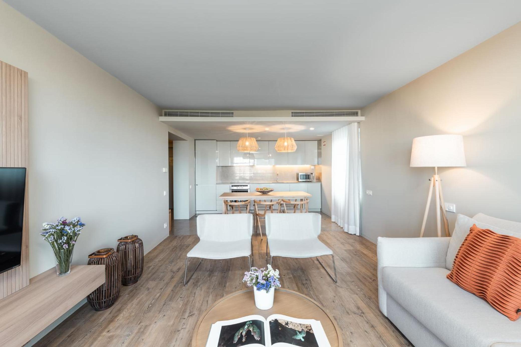 Premium Two-Bedroom Suite with Sea View - Photo 7