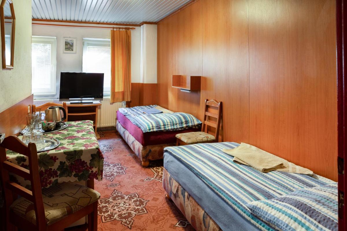 Standard Triple Room photo 3
