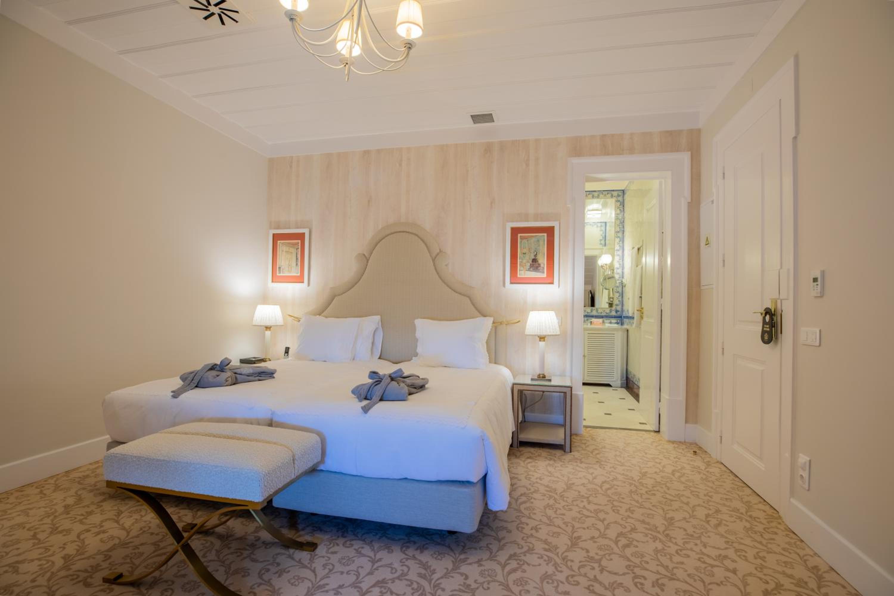 Double Attic Room   - Photo 2