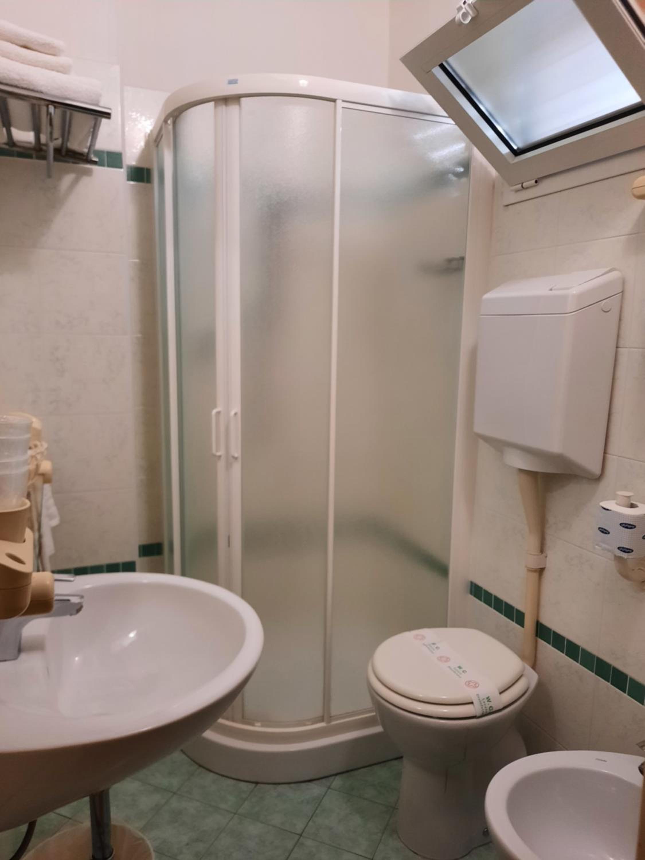 Basic Triple Room