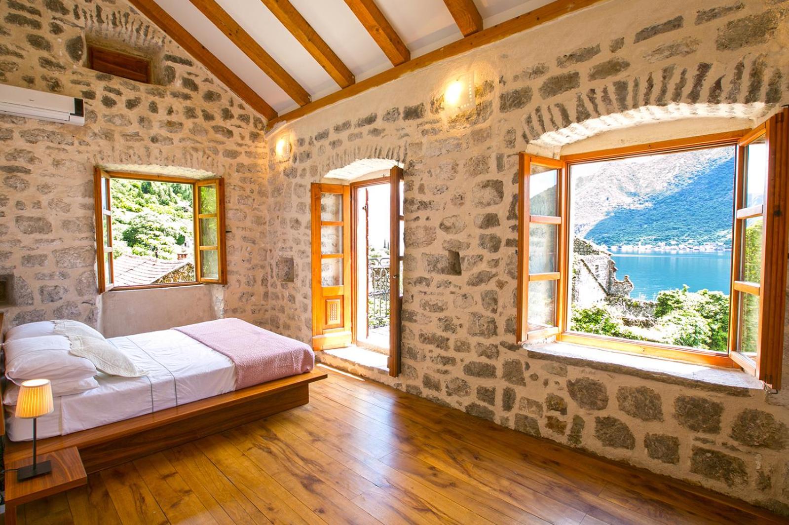 Deluxe Double or Twin Room with Balcony