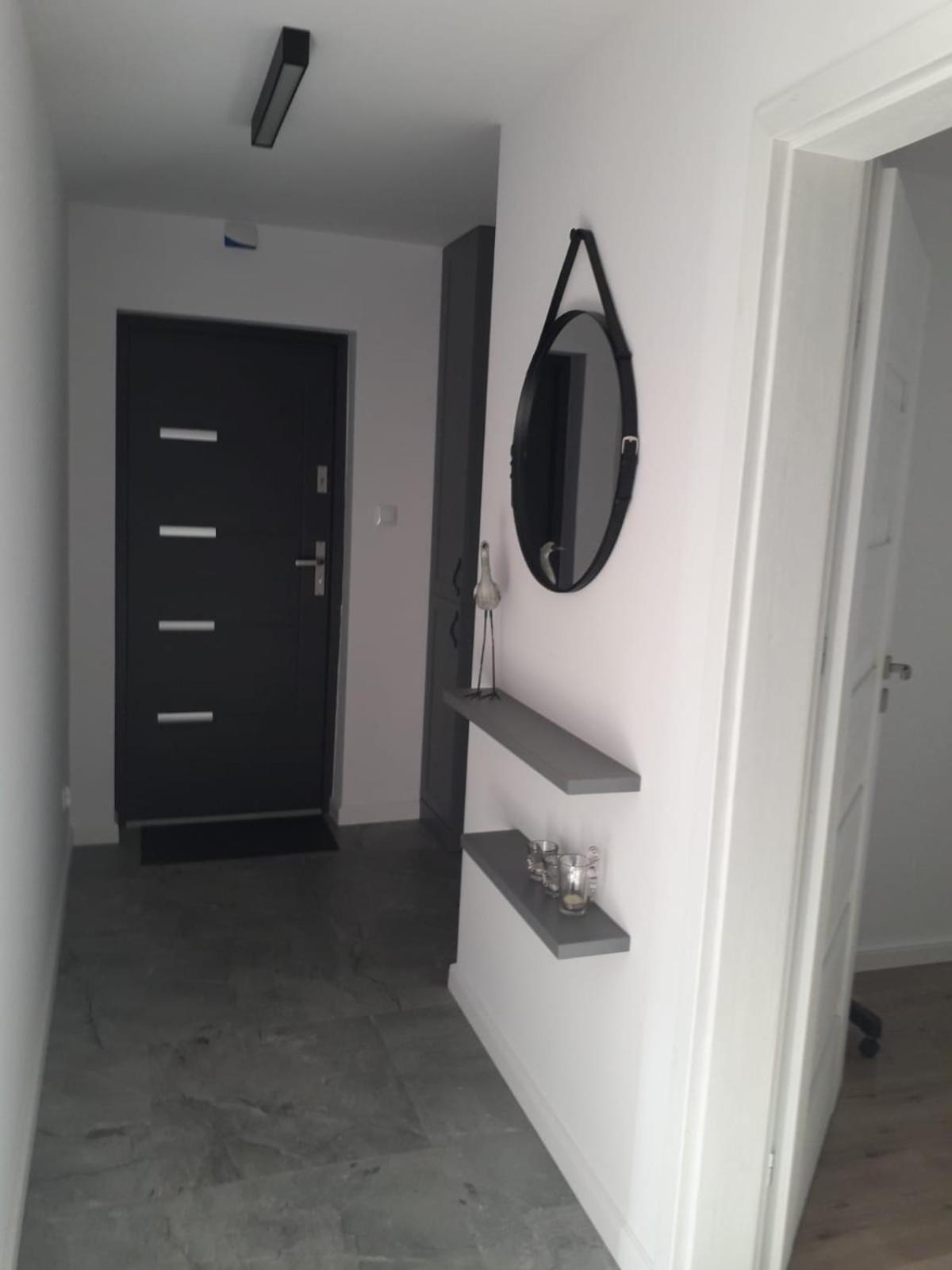Two-Bedroom Apartment - Photo 5