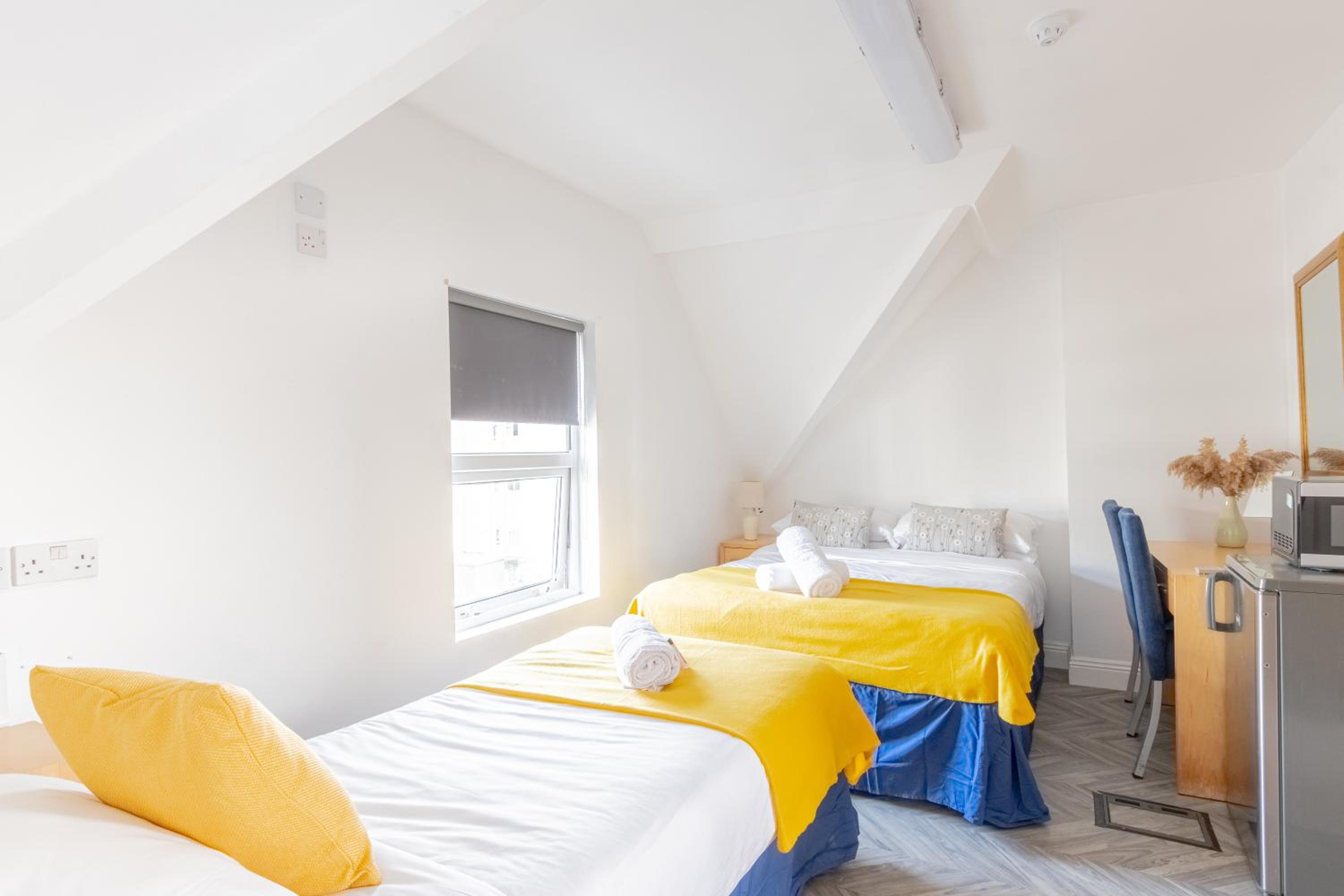 Standard Triple Room - Photo 1