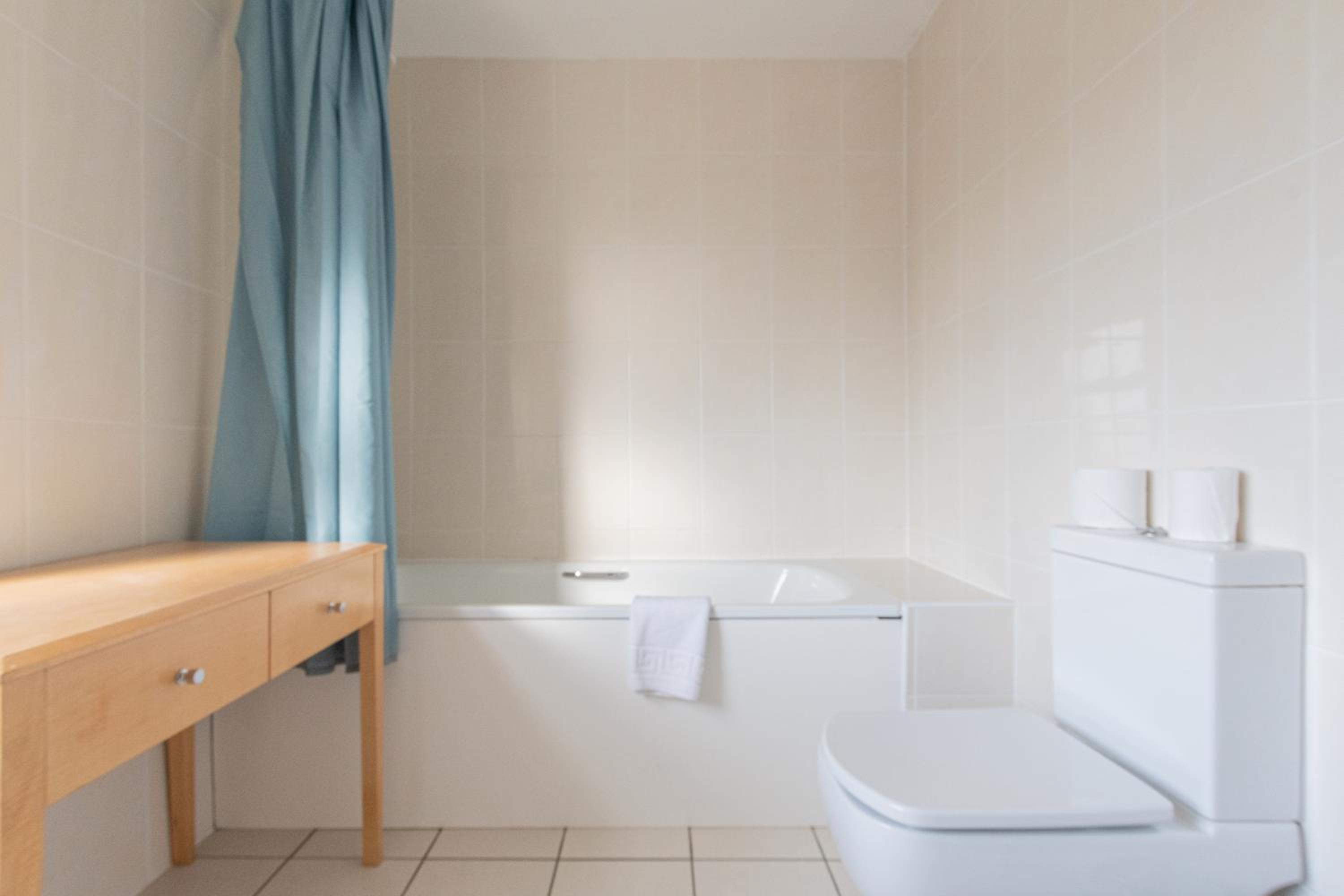 Standard Double Room - Photo 19