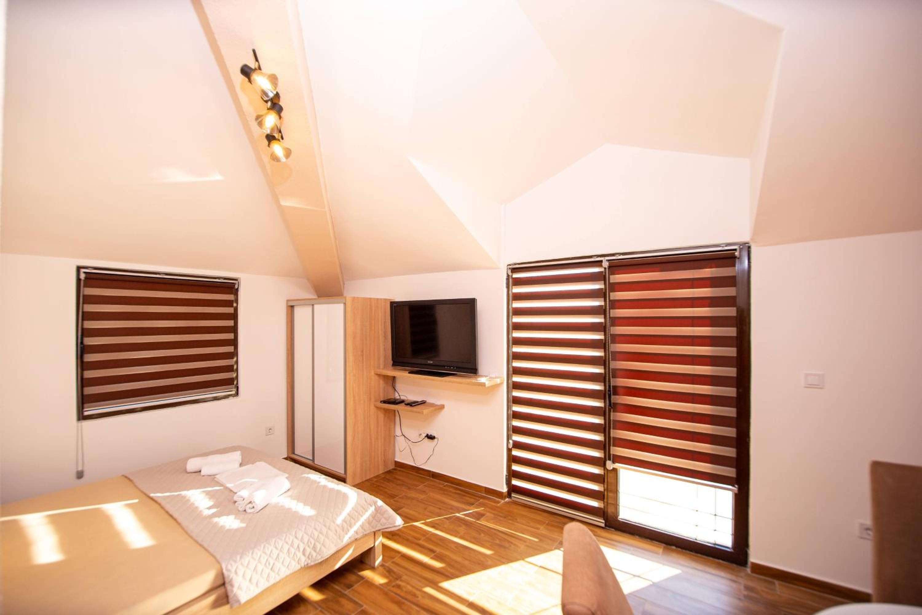 Double Room With Balcony And Sea View