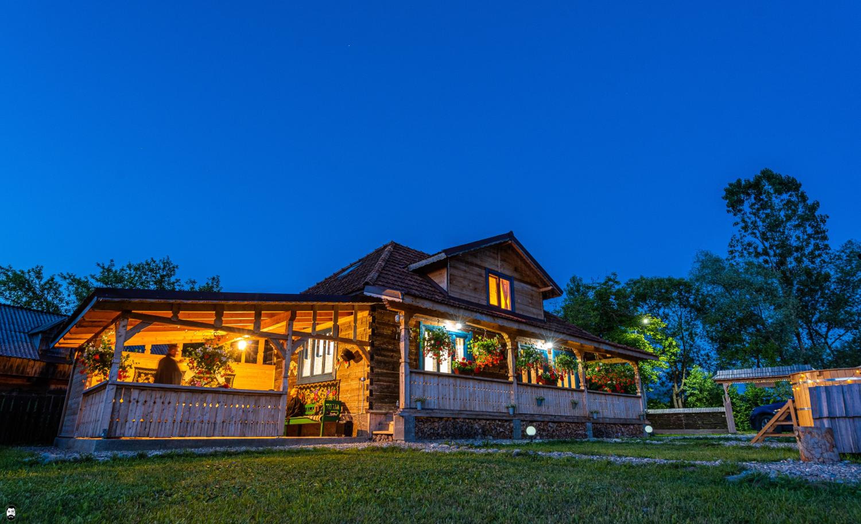Two-Bedroom House - Photo 12