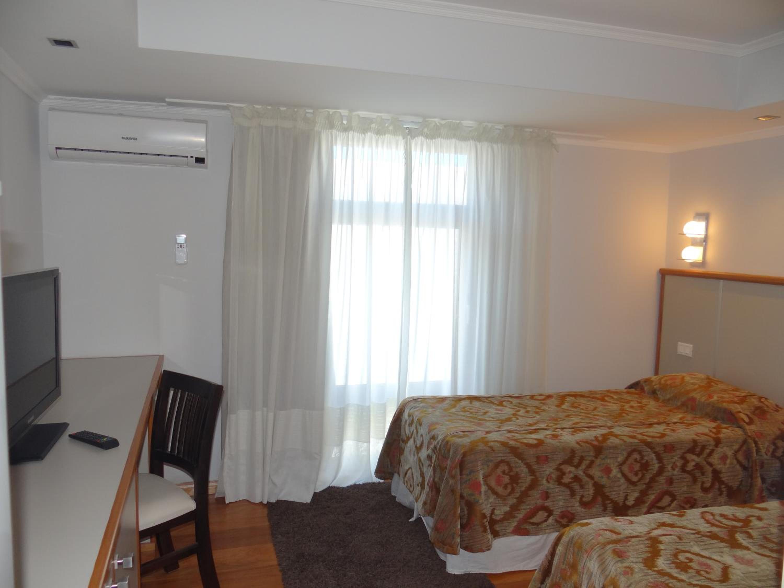 Deluxe Double or Twin Room photo 3