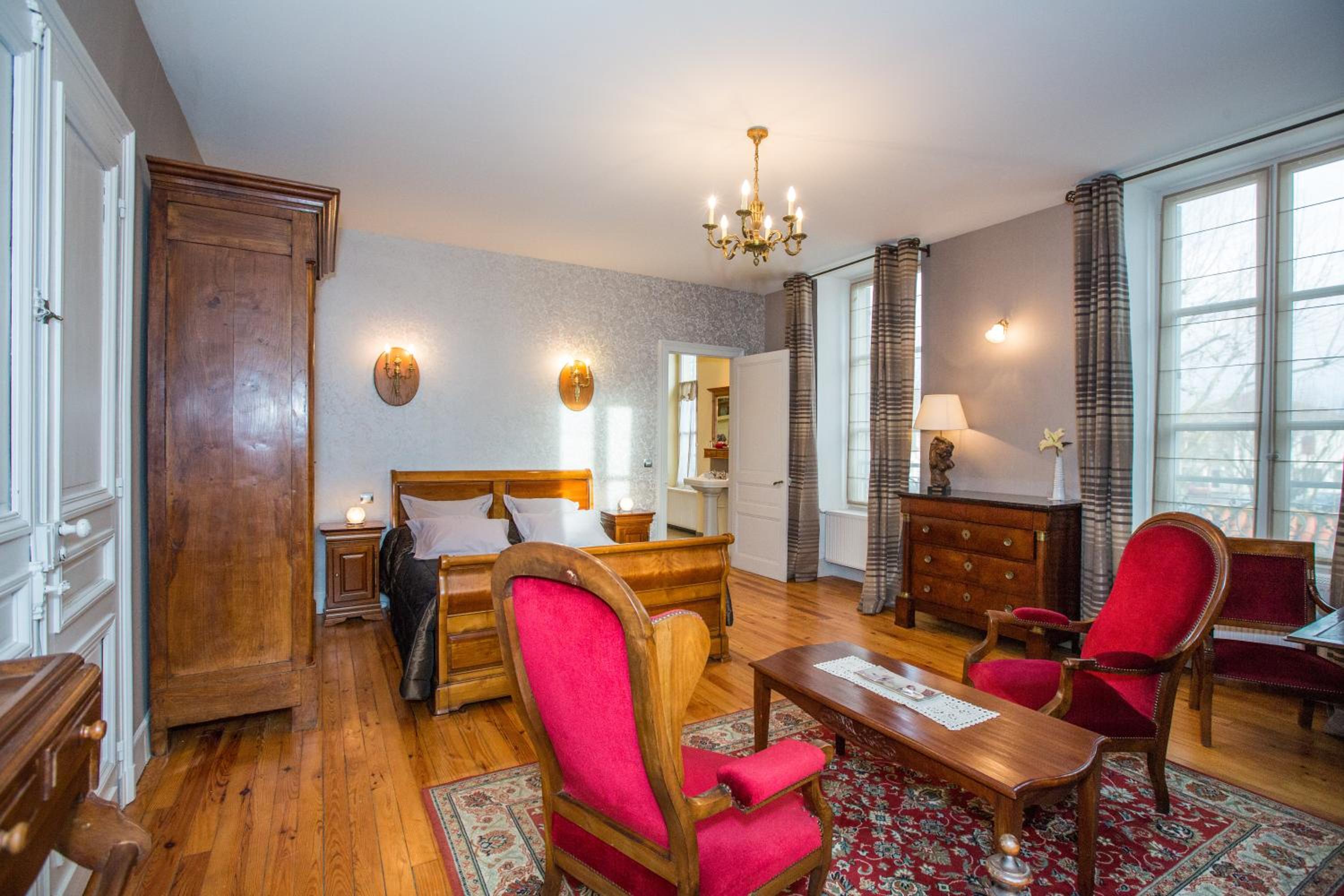 Superior Double Room - Photo 1