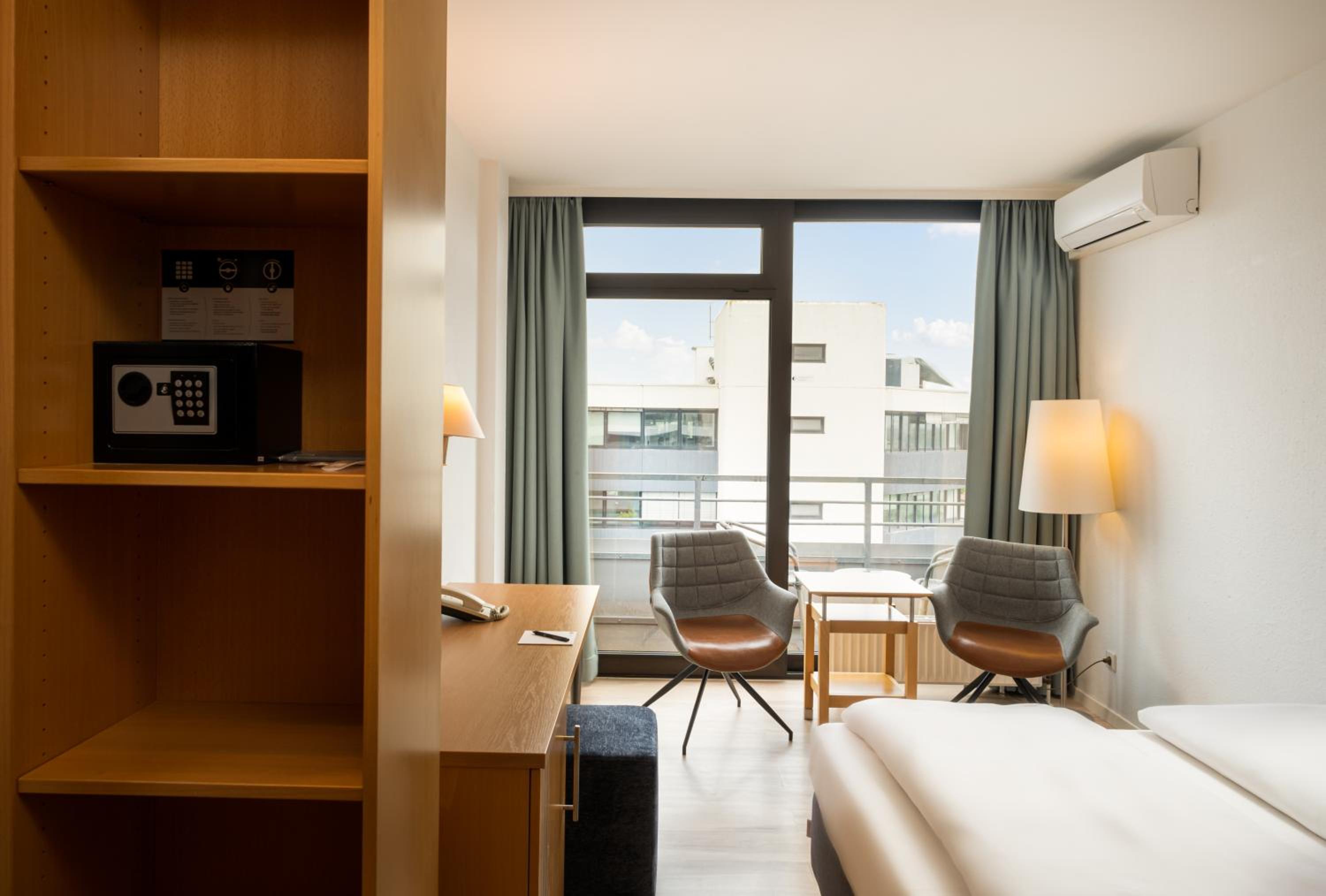 Standard Double Room - Photo 1