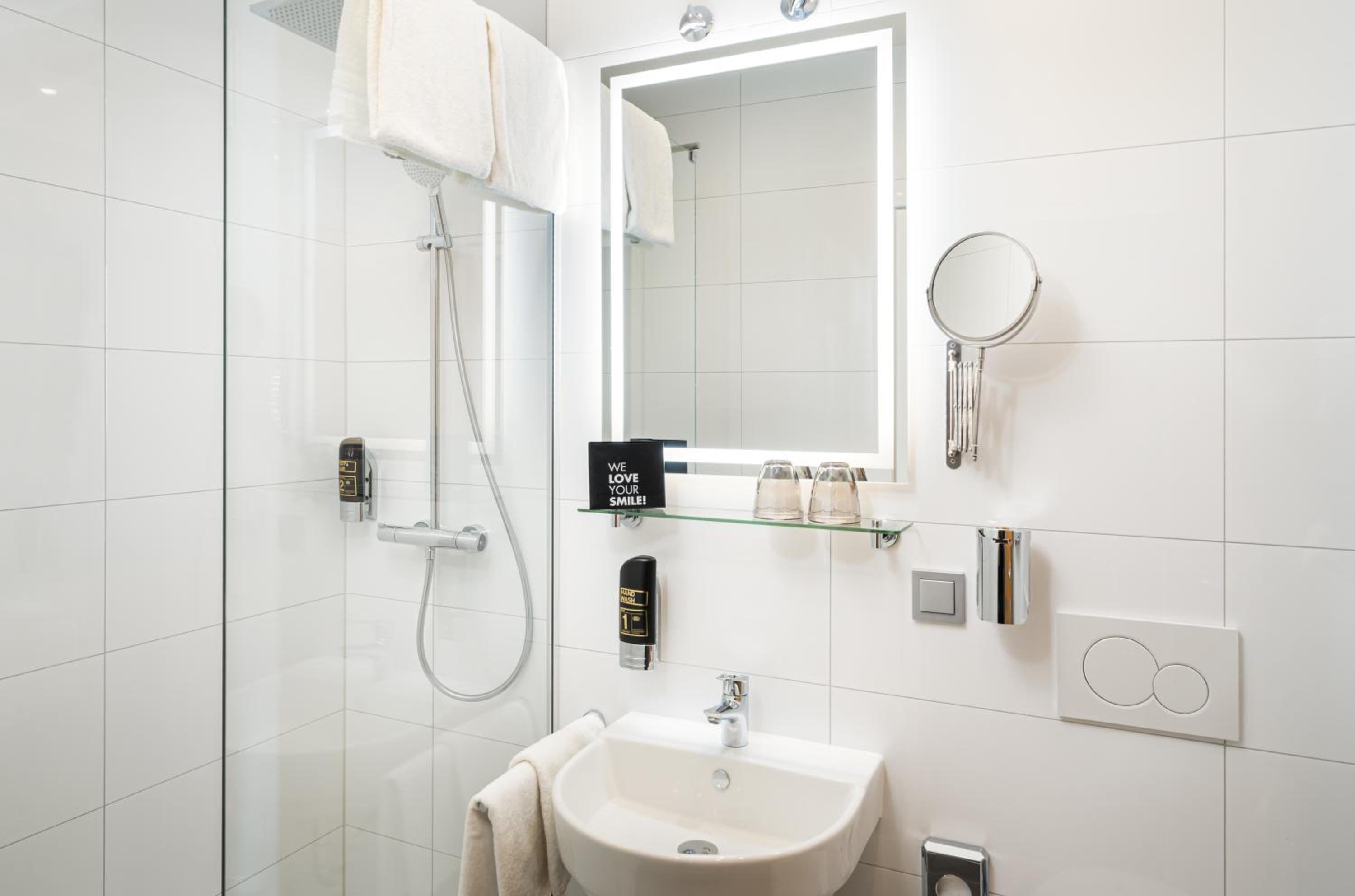 Superior Double Room - Photo 11