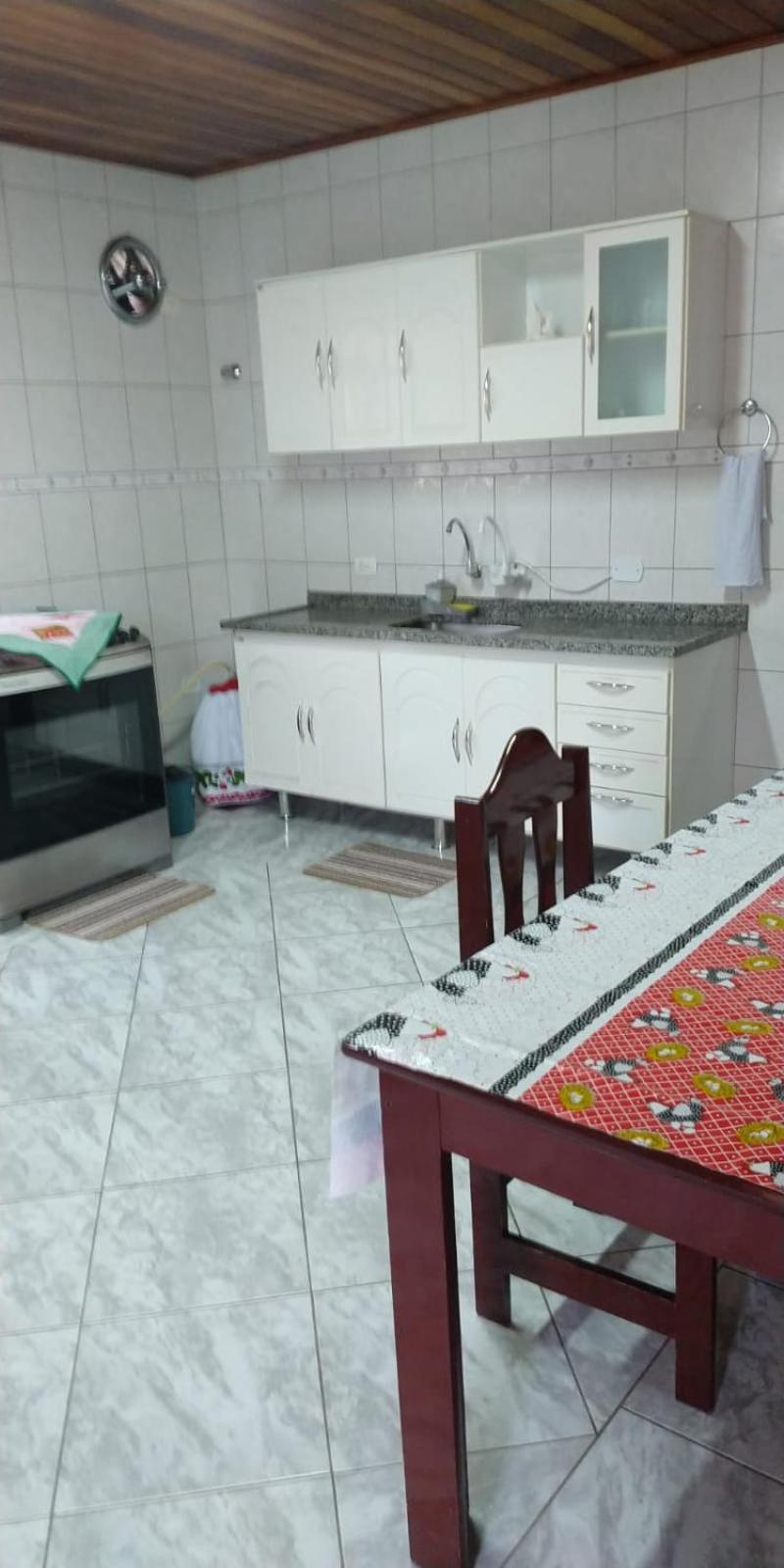 One-Bedroom Apartment - Photo 5