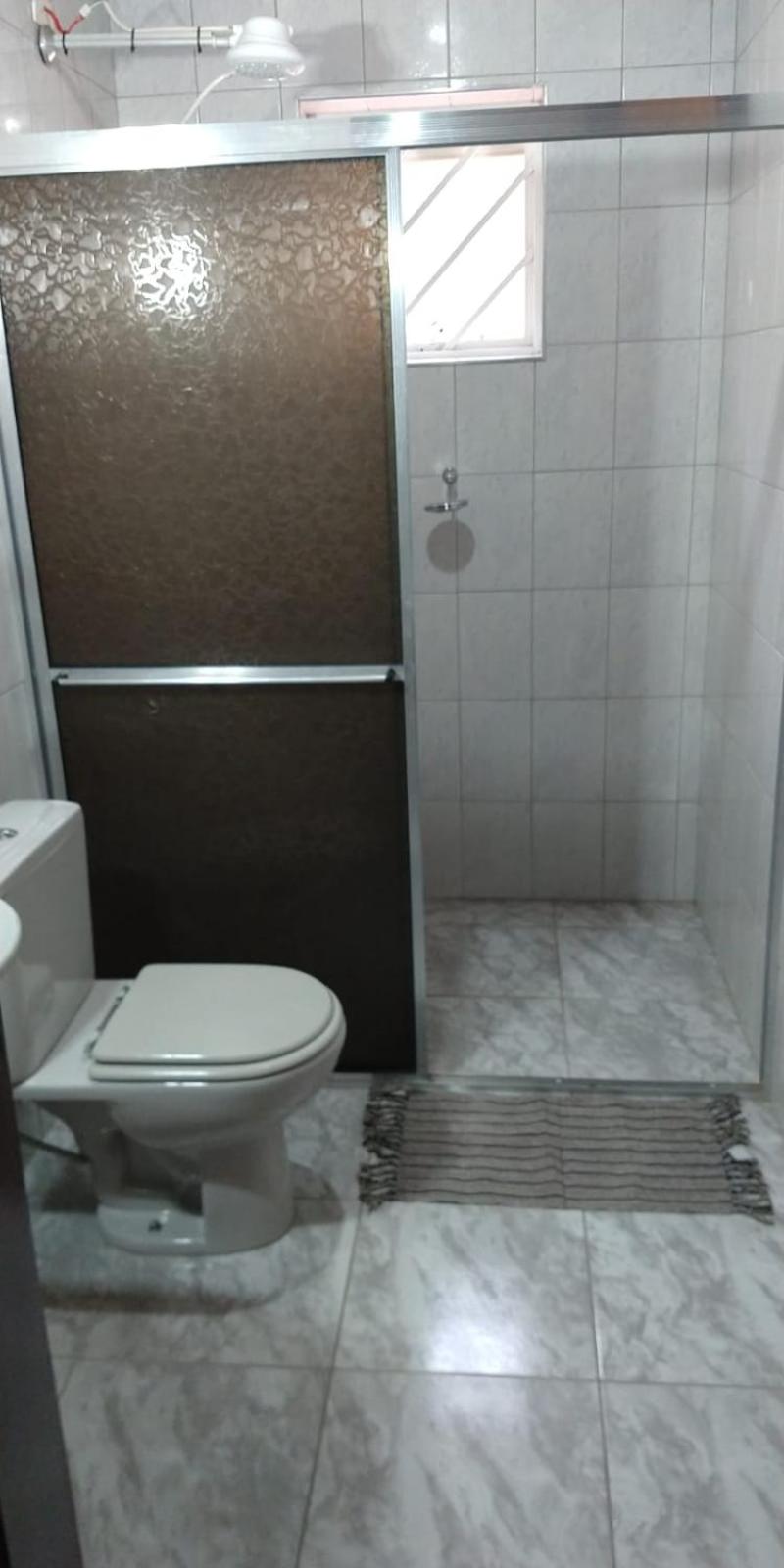 One-Bedroom Apartment - Photo 2