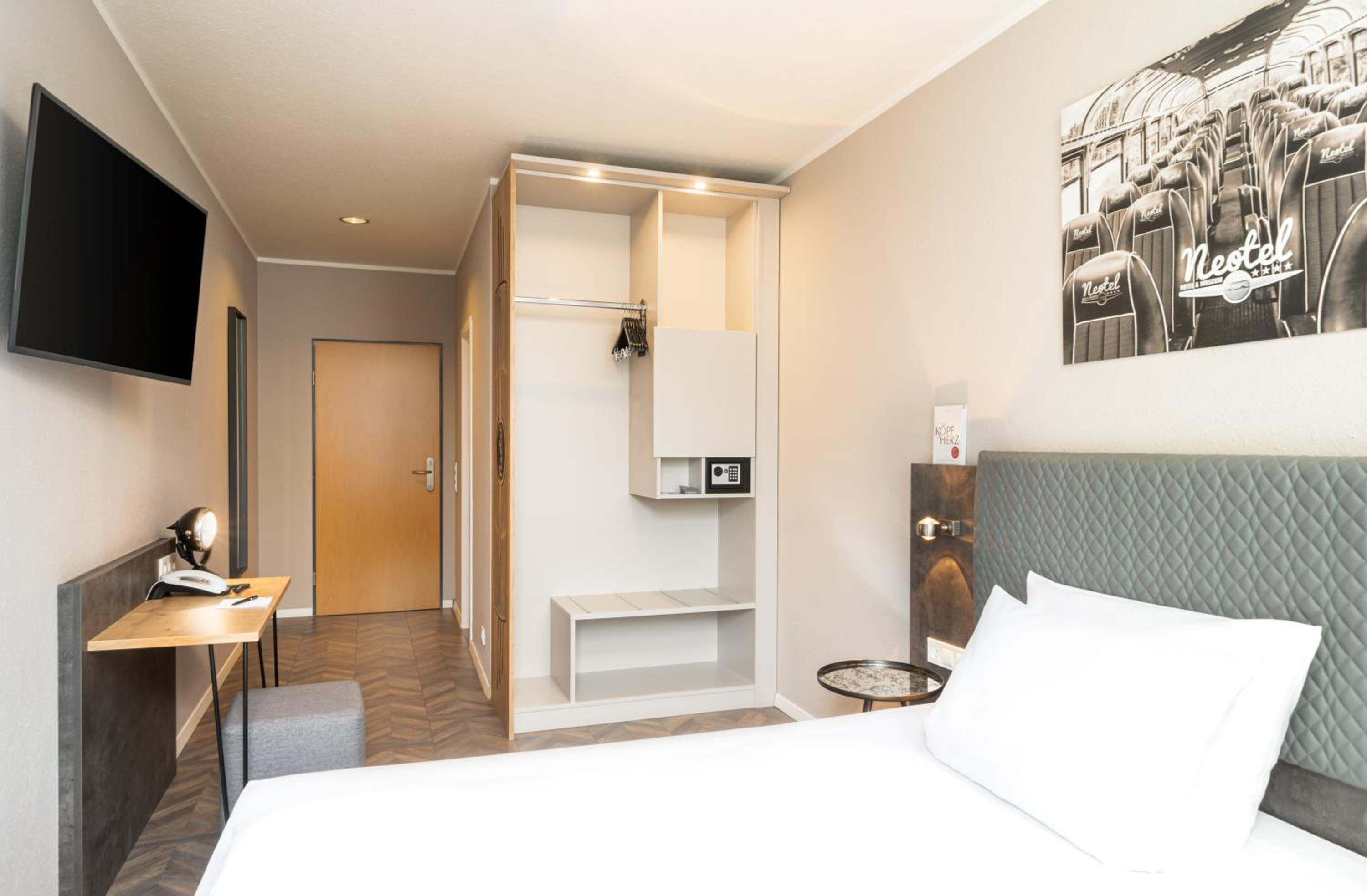 Superior Single Room - Photo 1