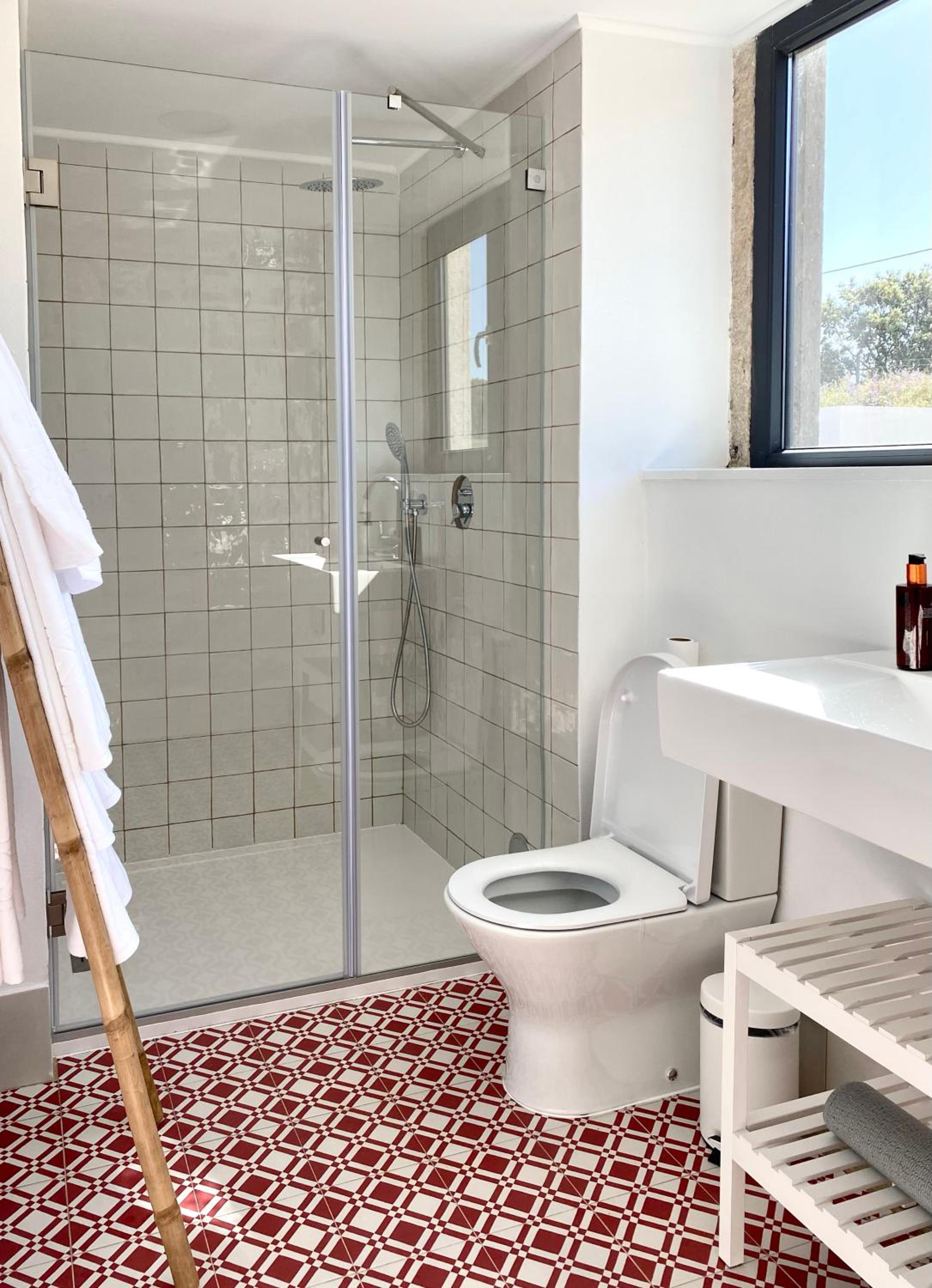 Two-Bedroom Apartment - Photo 30