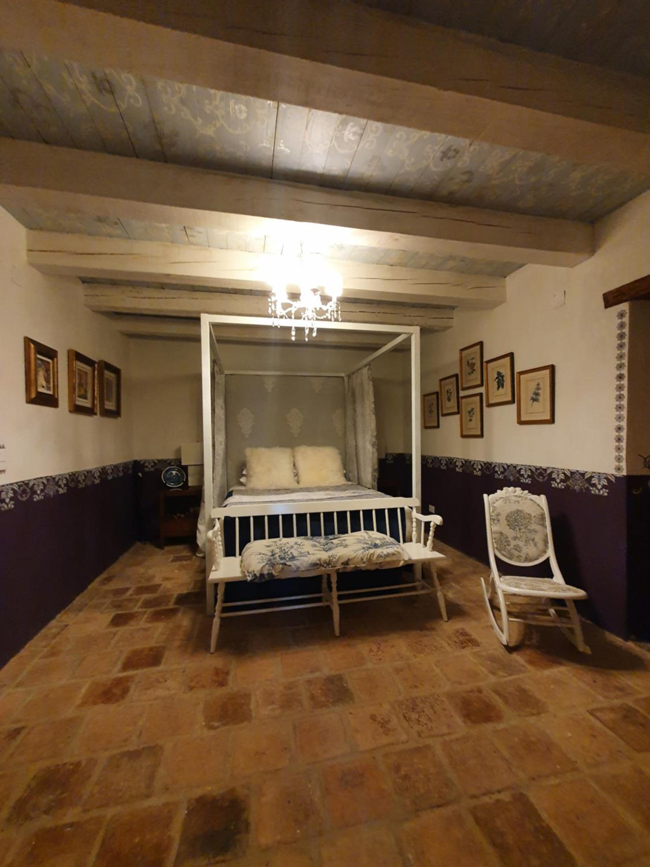Deluxe Double Room with Balcony - Photo 3
