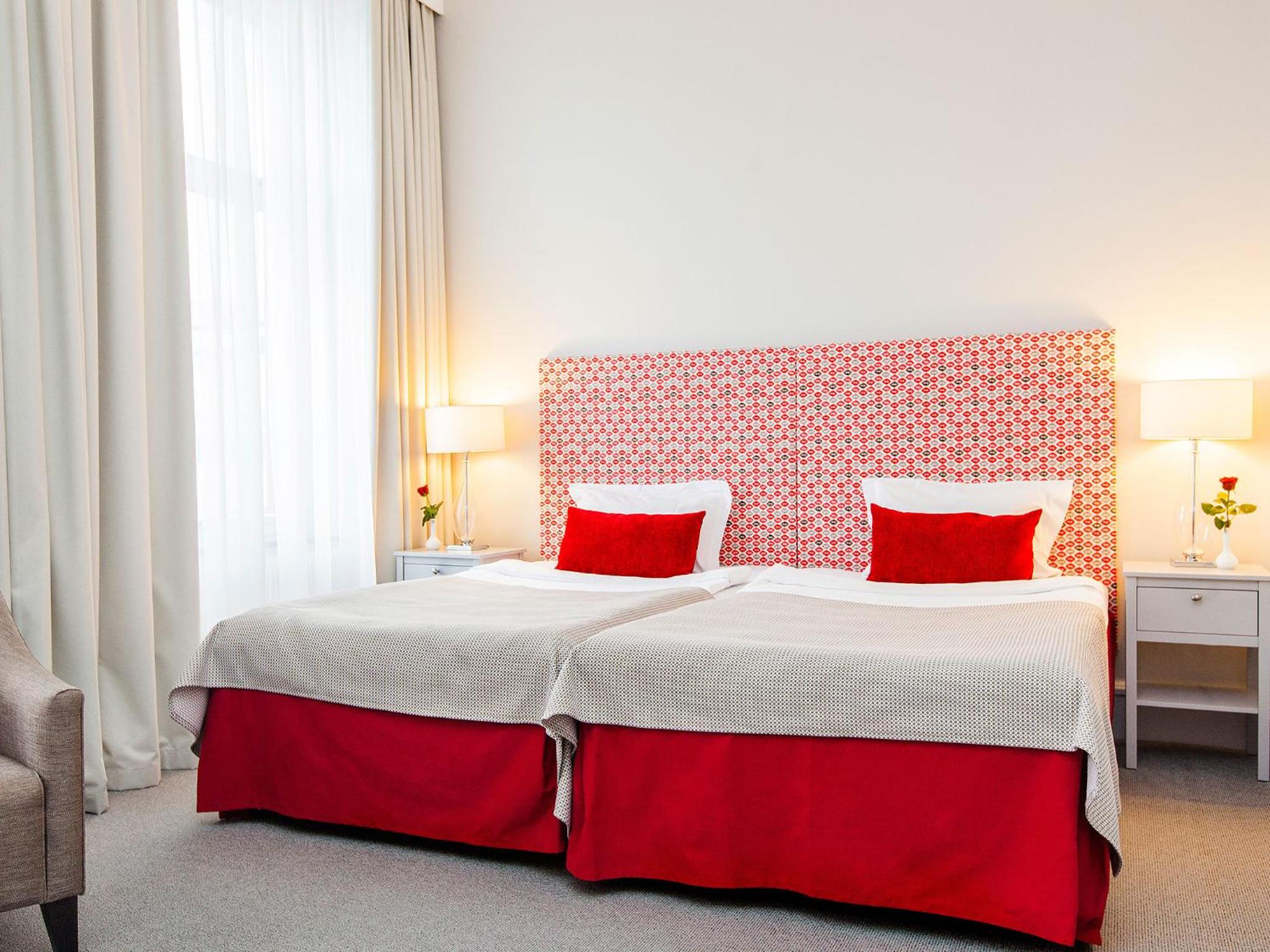 Deluxe Double or Twin Room - Photo 2