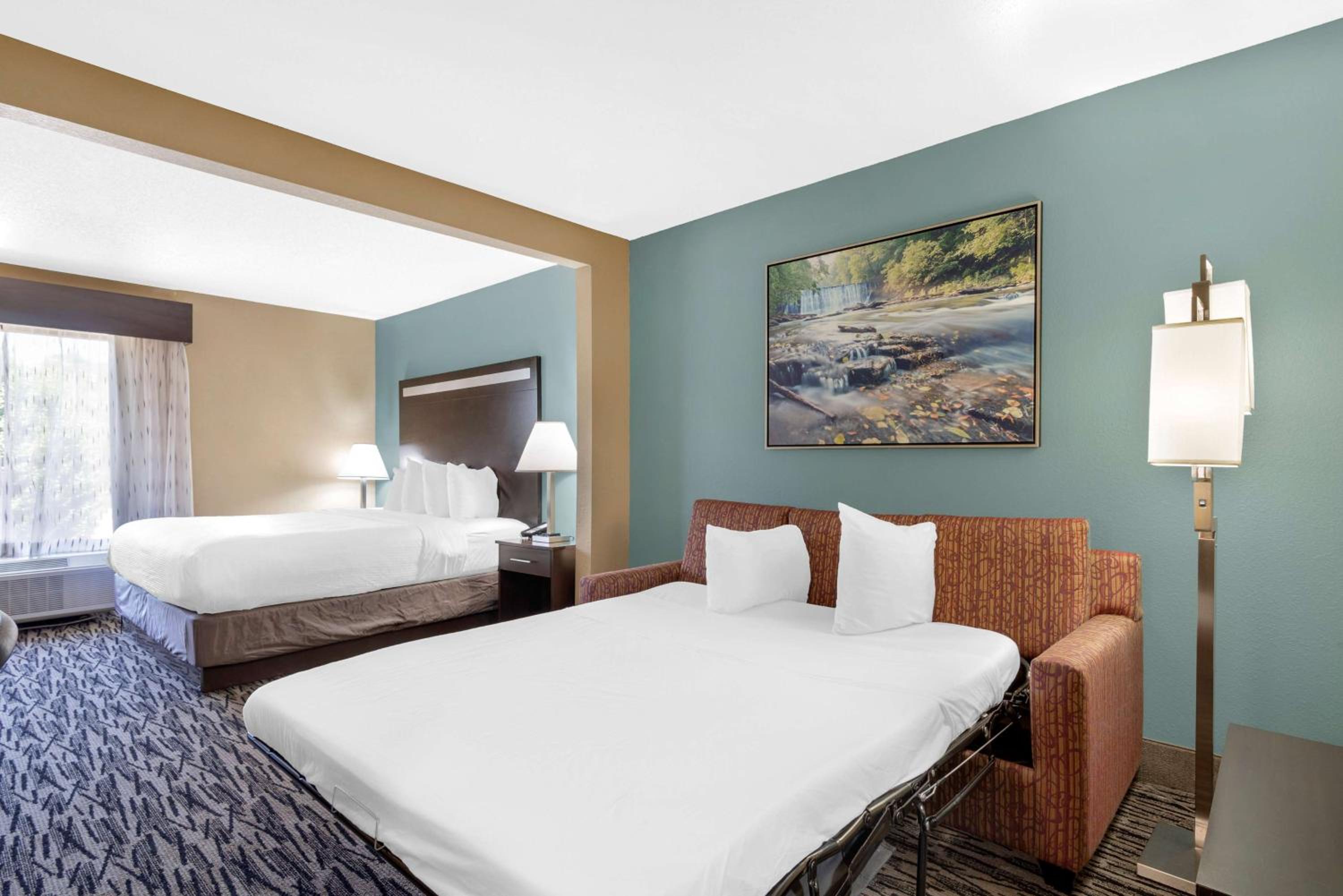 King Suite with Sofa Bed - Non-Smoking