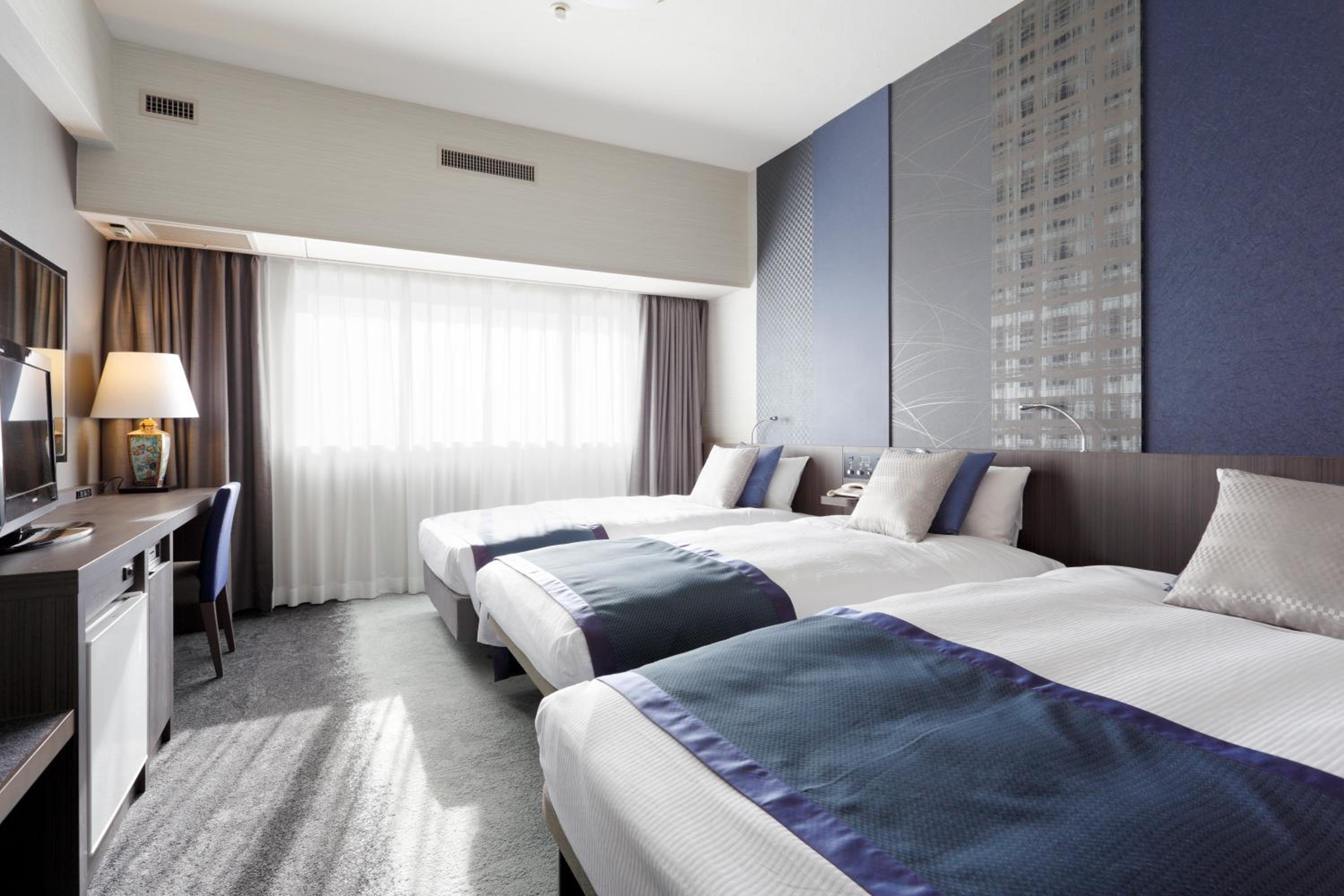 Comfort Twin Room with Extra Bed - Non-Smoking - Photo 4