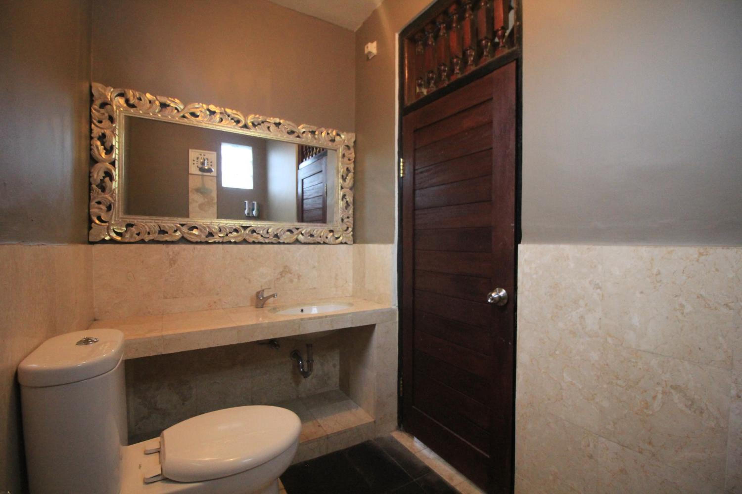 Budget Double Room photo 3