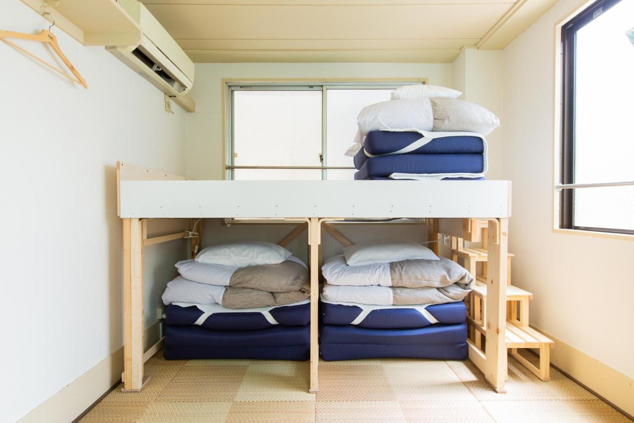 Economy Triple Room with Shared Bathroom