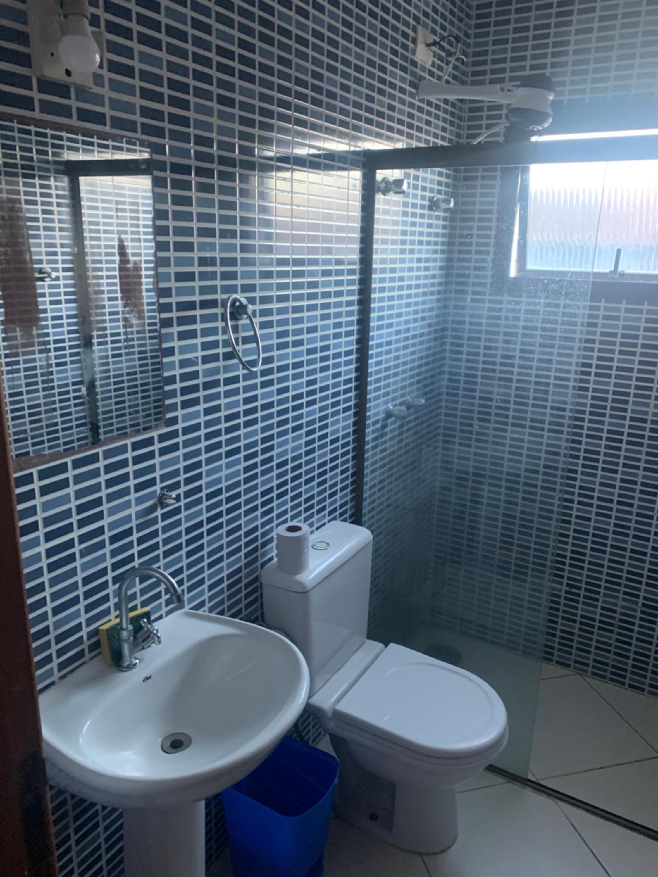 Apartment with Balcony - Photo 6