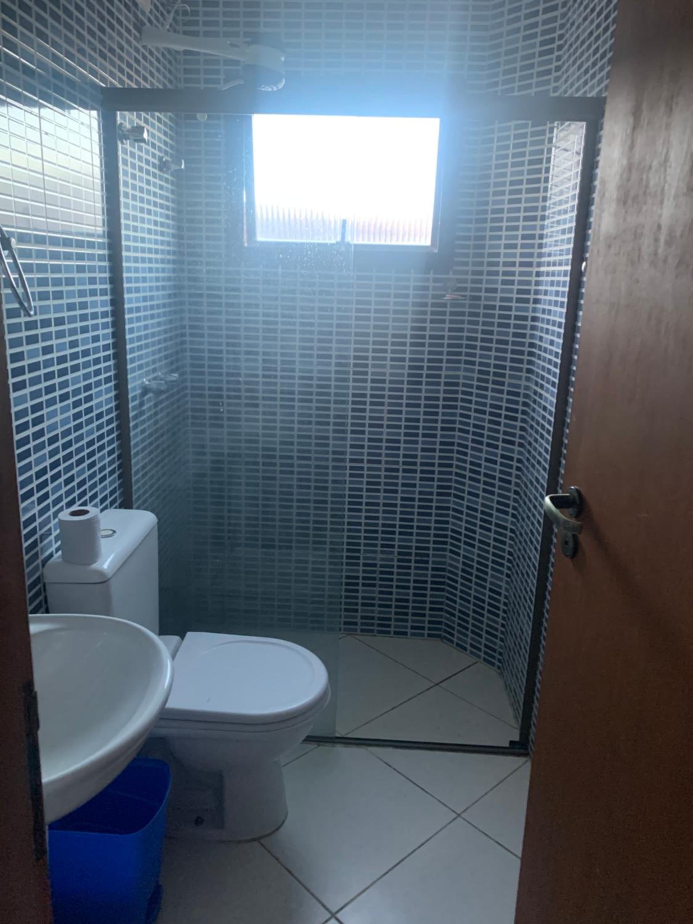 Apartment with Balcony - Photo 9