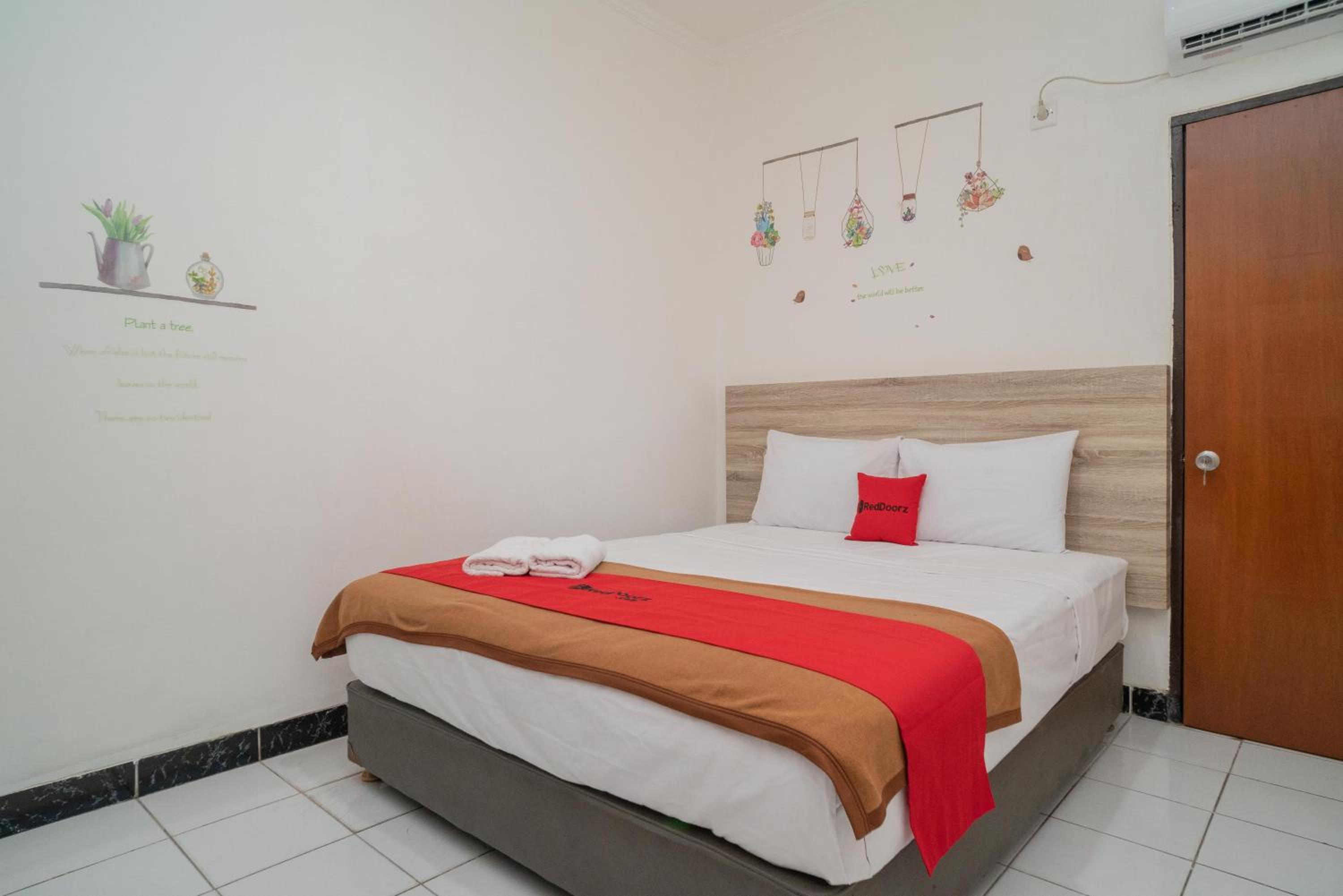 Economy Double Room
