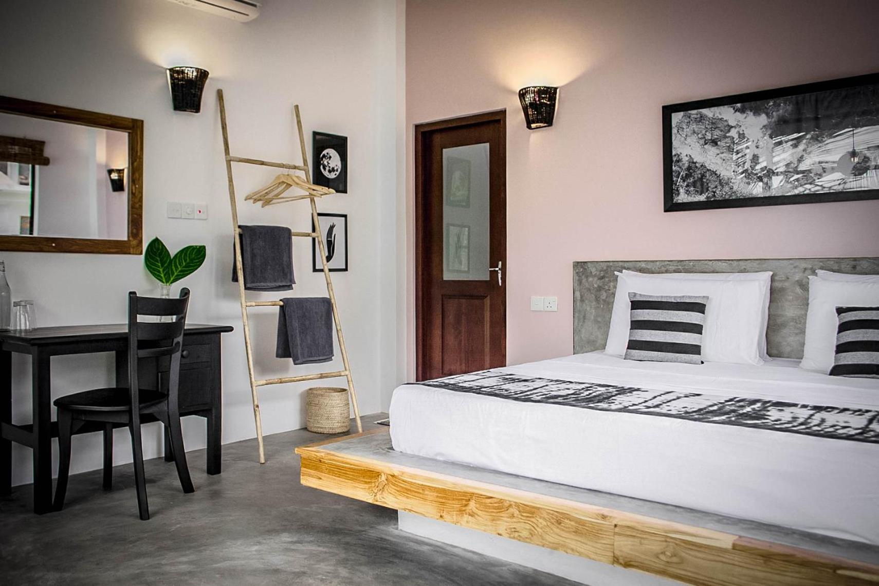 Double Room with Balcony and Sea View