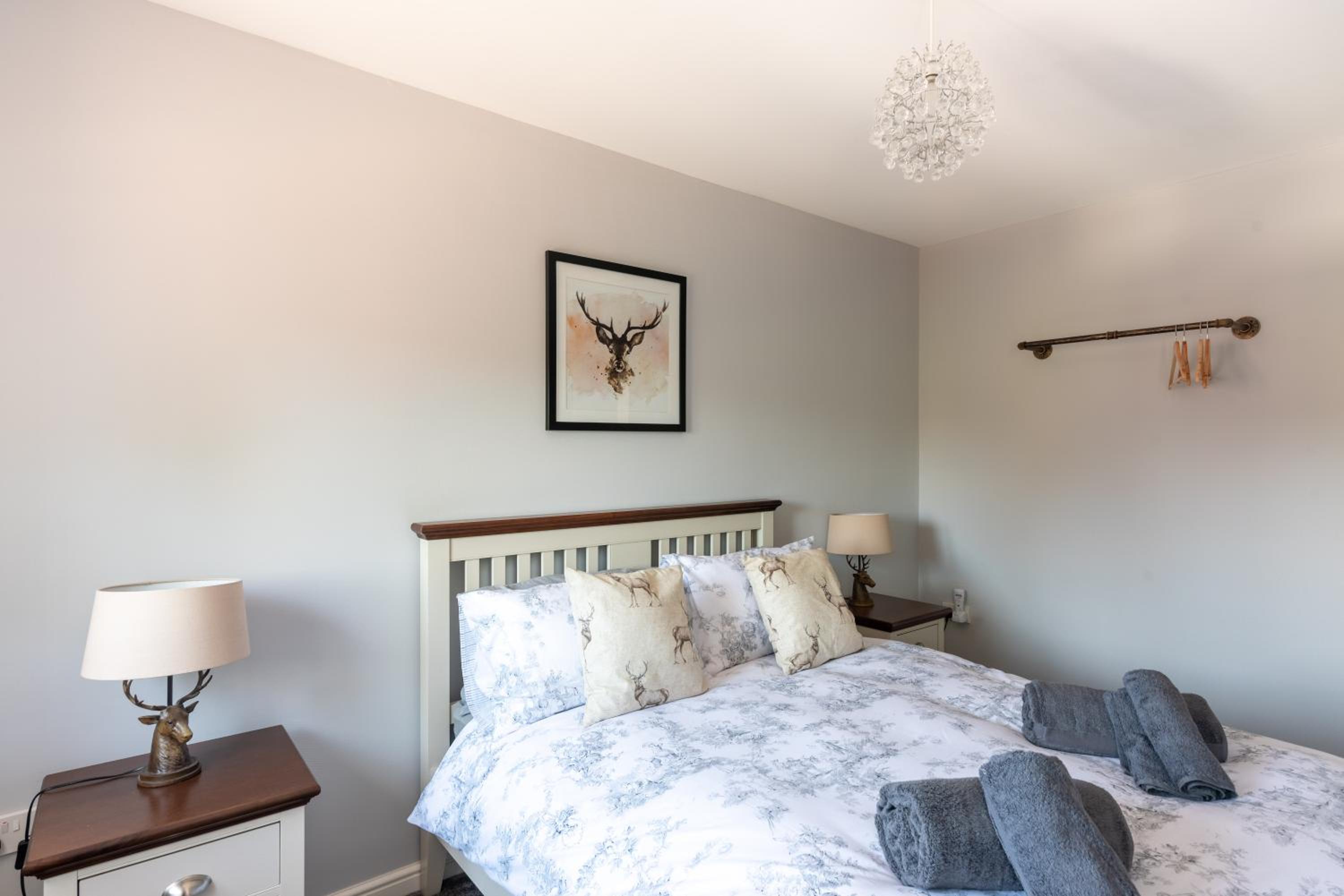 Two-Bedroom Apartment - Photo 8