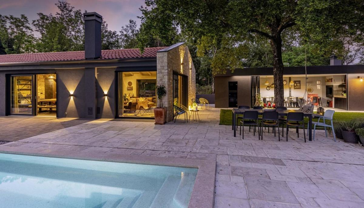 Villa with Private Pool photo 2