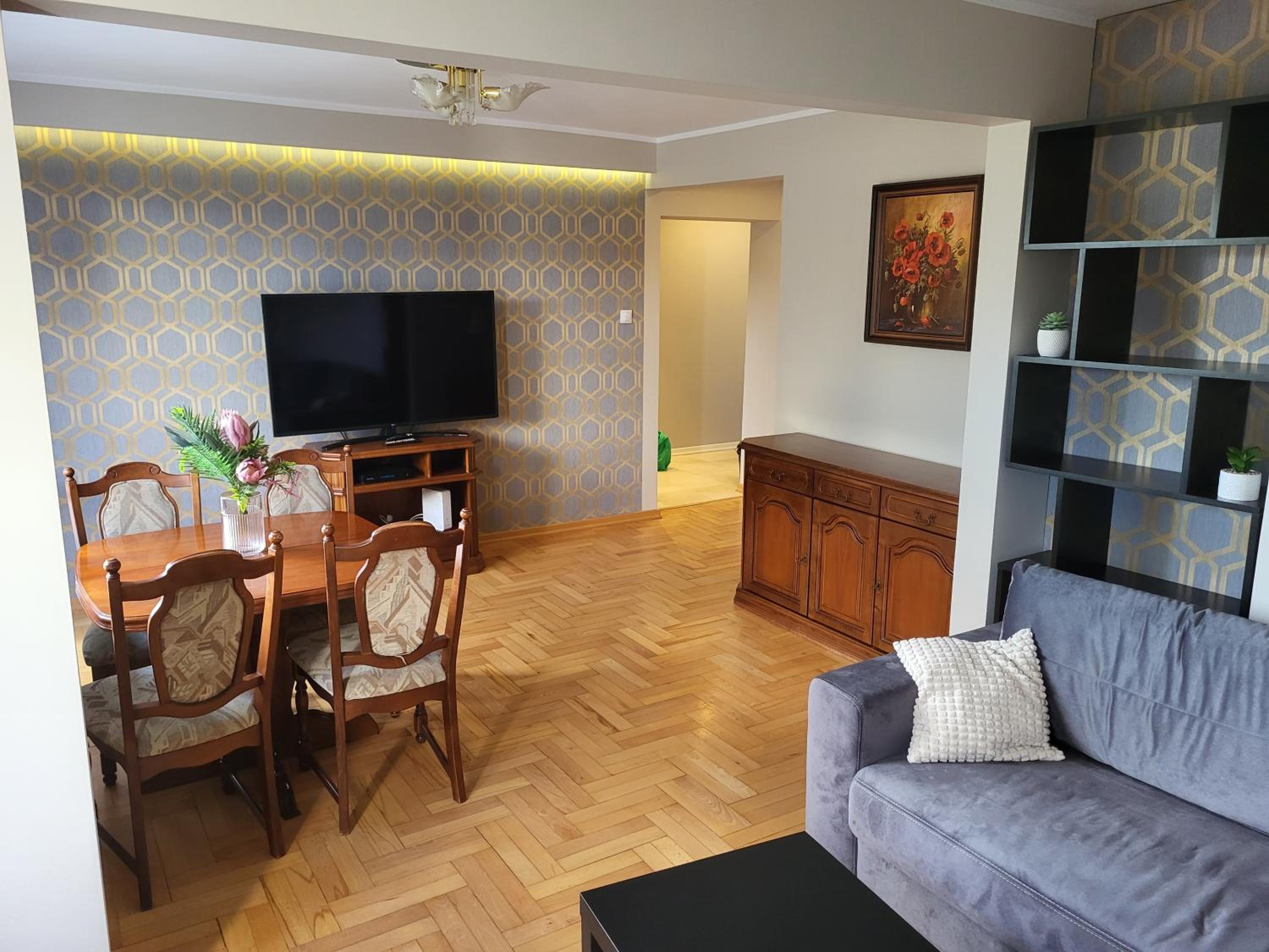 Two-Bedroom Apartment - Photo 4