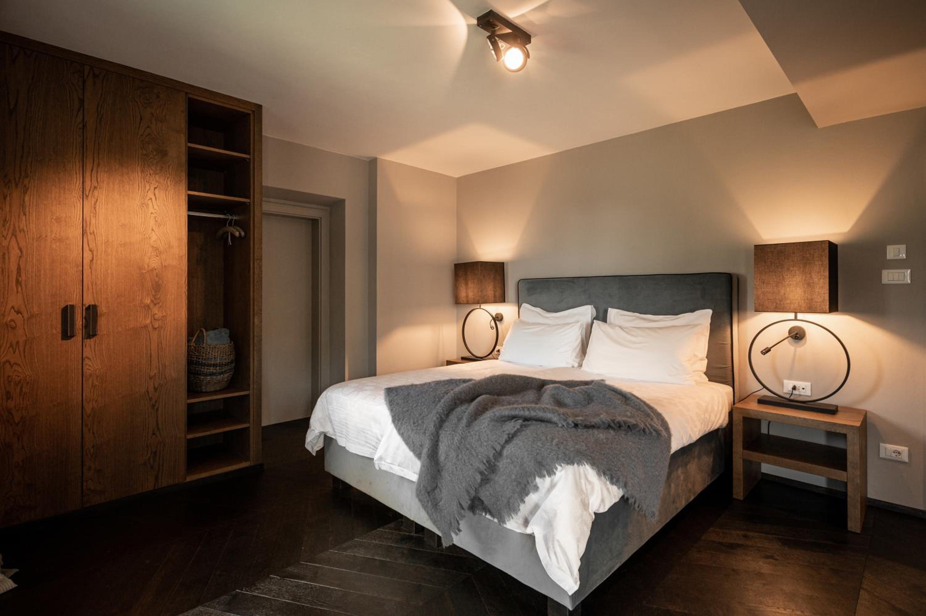 Suite with Mountain View photo 2