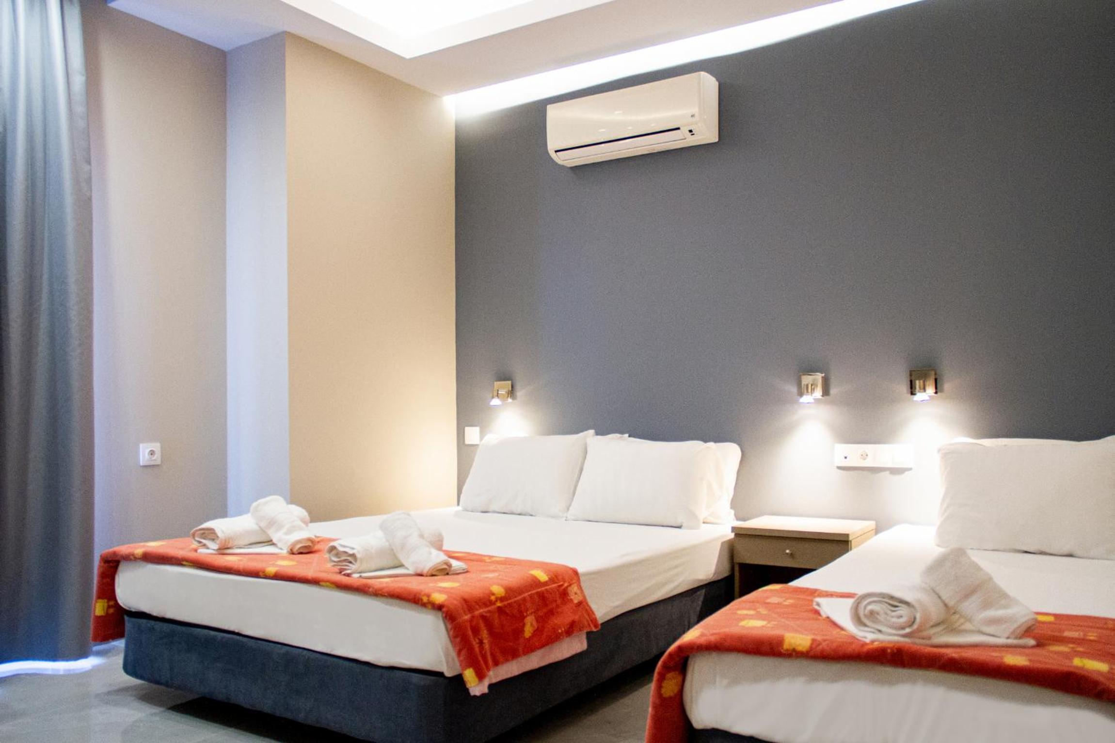 Triple Room with Balcony photo 1