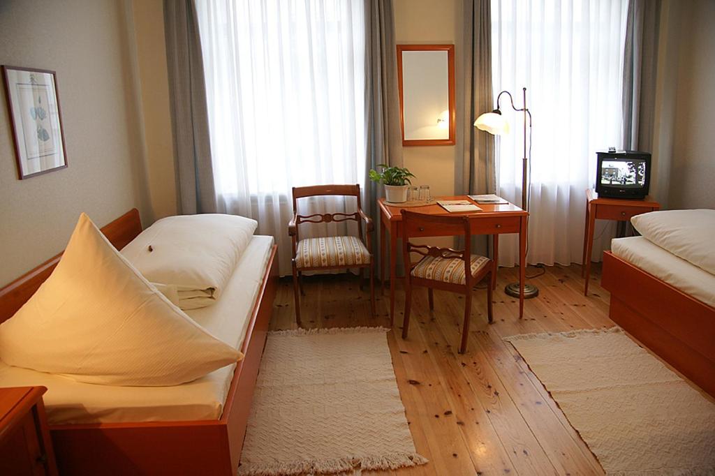 Doppelzimmer for Single Use