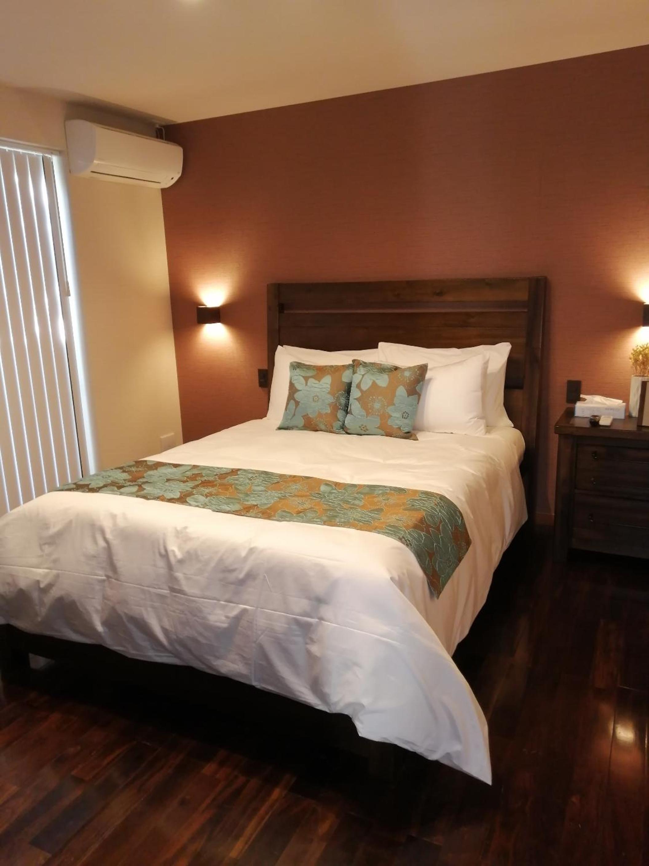 Three-Bedroom House - Photo 20