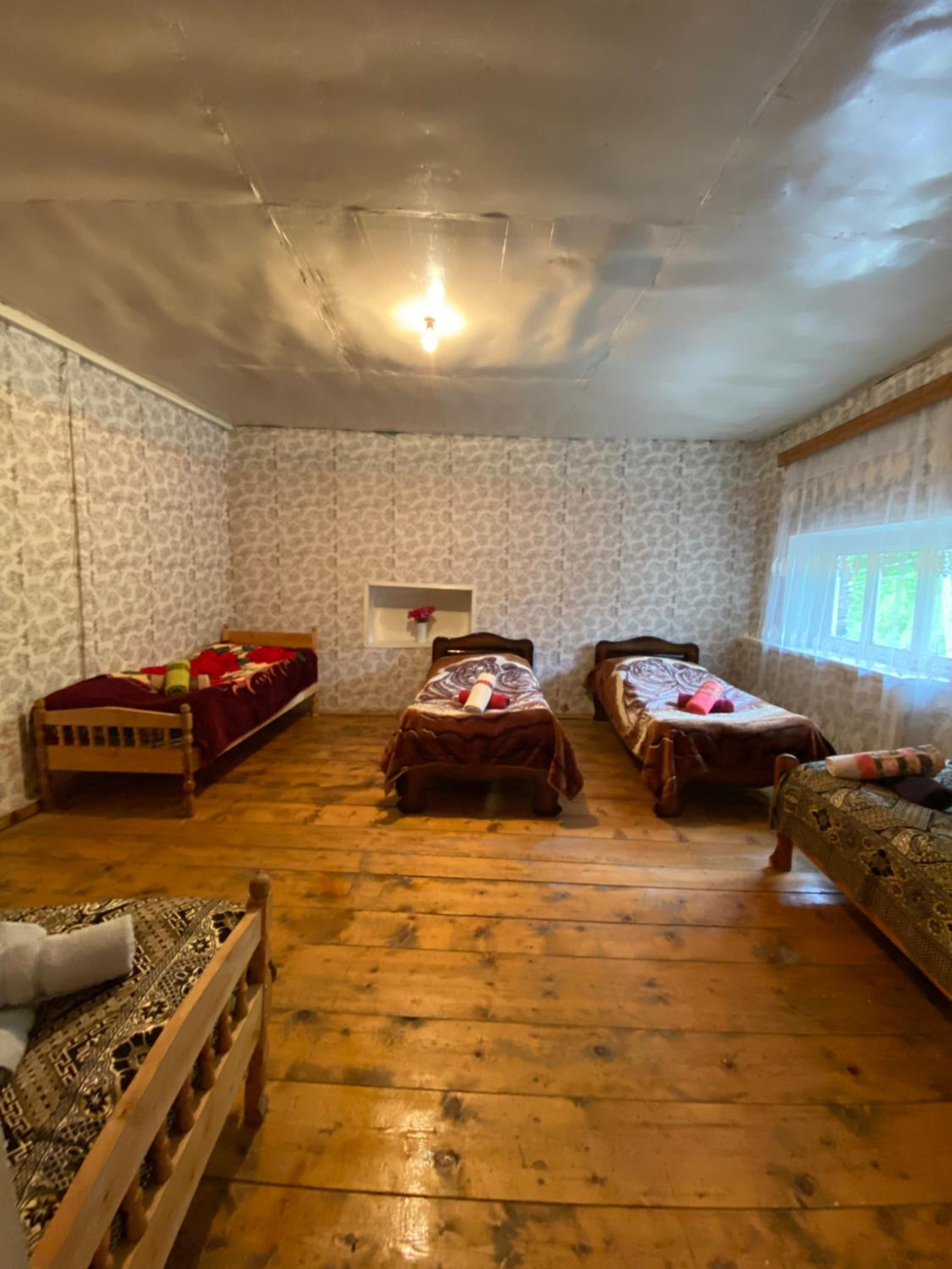 Standard Family Room photo 1